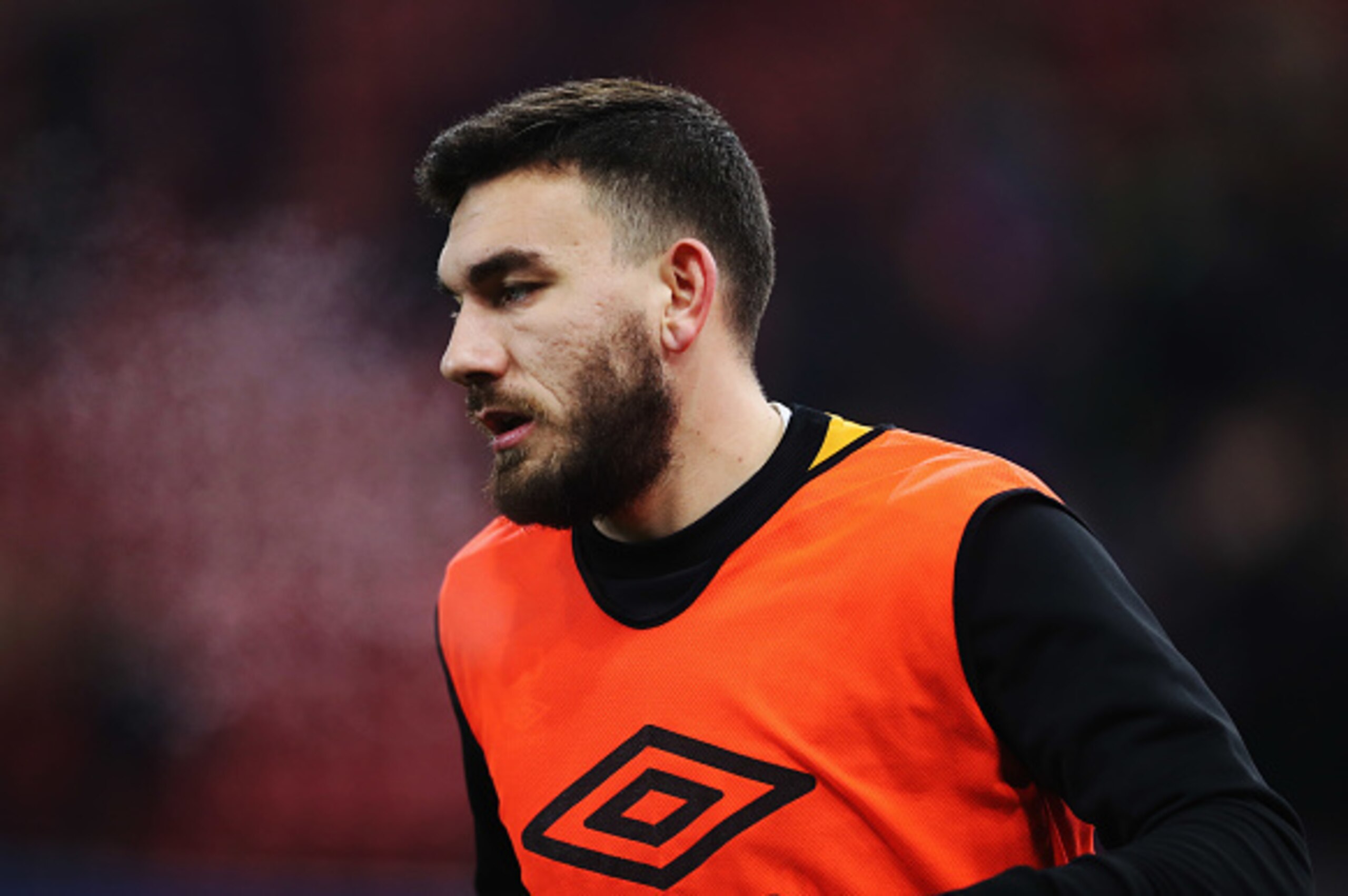 MIDDLESBROUGH, ENGLAND - DECEMBER 05: Robert Snodgrass of Hull City warms up prior to the Premier League match between Middlesbrough and Hull City at Riverside Stadium on December 5, 2016 in Middlesbrough, England. (Photo by Ian MacNicol/Getty Images) MIDDLESBROUGH, ENGLAND - DECEMBER 05: Robert Snodgrass of Hull City warms up prior to the Premier League match between Middlesbrough and Hull City at Riverside Stadium on December 5, 2016 in Middlesbrough, England. (Photo by Ian MacNicol/Getty Images)