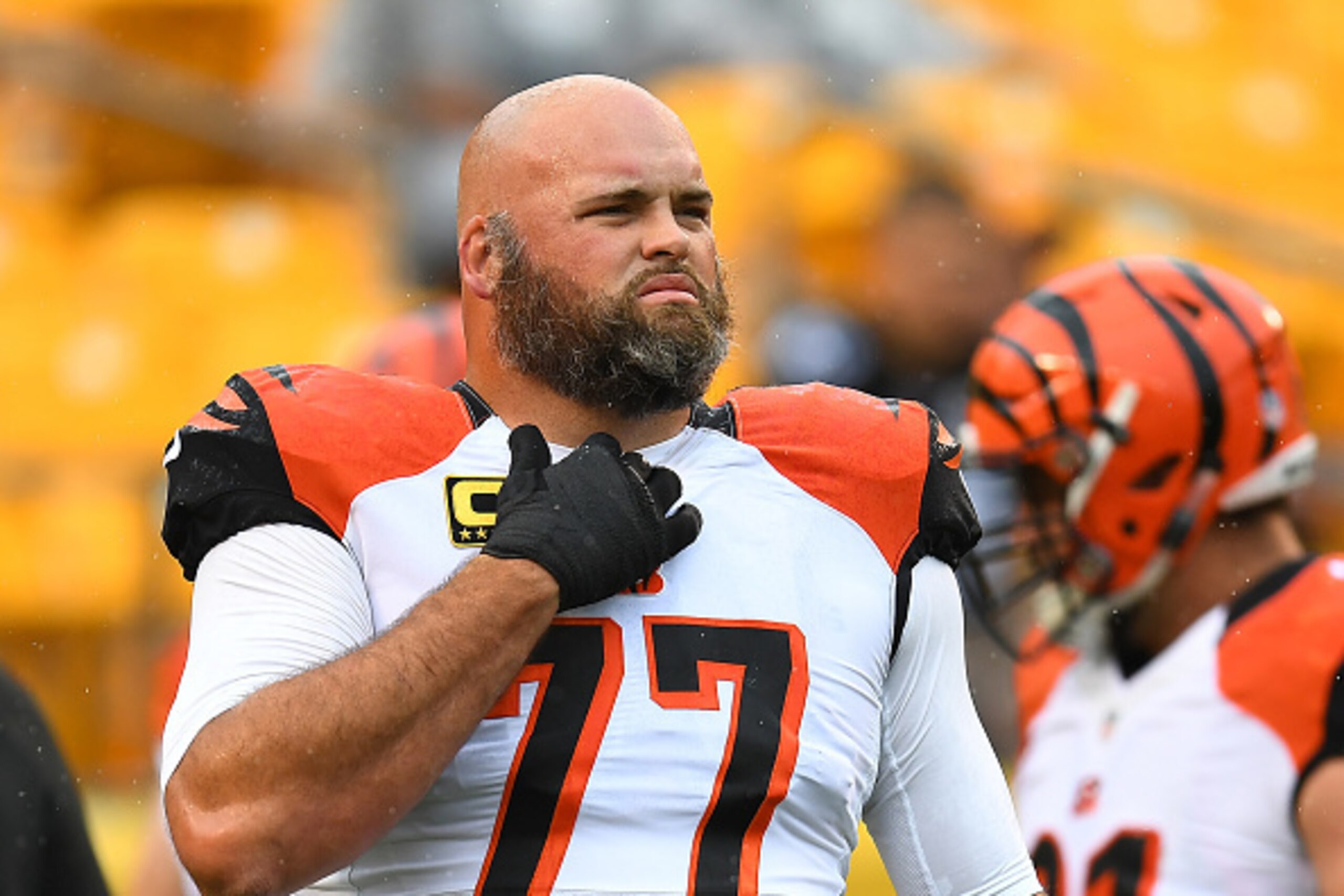 PITTSBURGH, PA - SEPTEMBER 18:  Andrew Whitworth #77 of the Cincinnati Bengals warms up prior to the game against the Pittsburgh Steelers at Heinz Field on September 18, 2016 in Pittsburgh, Pennsylvania. (Photo by Joe Sargent/Getty Images) *** Local Capti