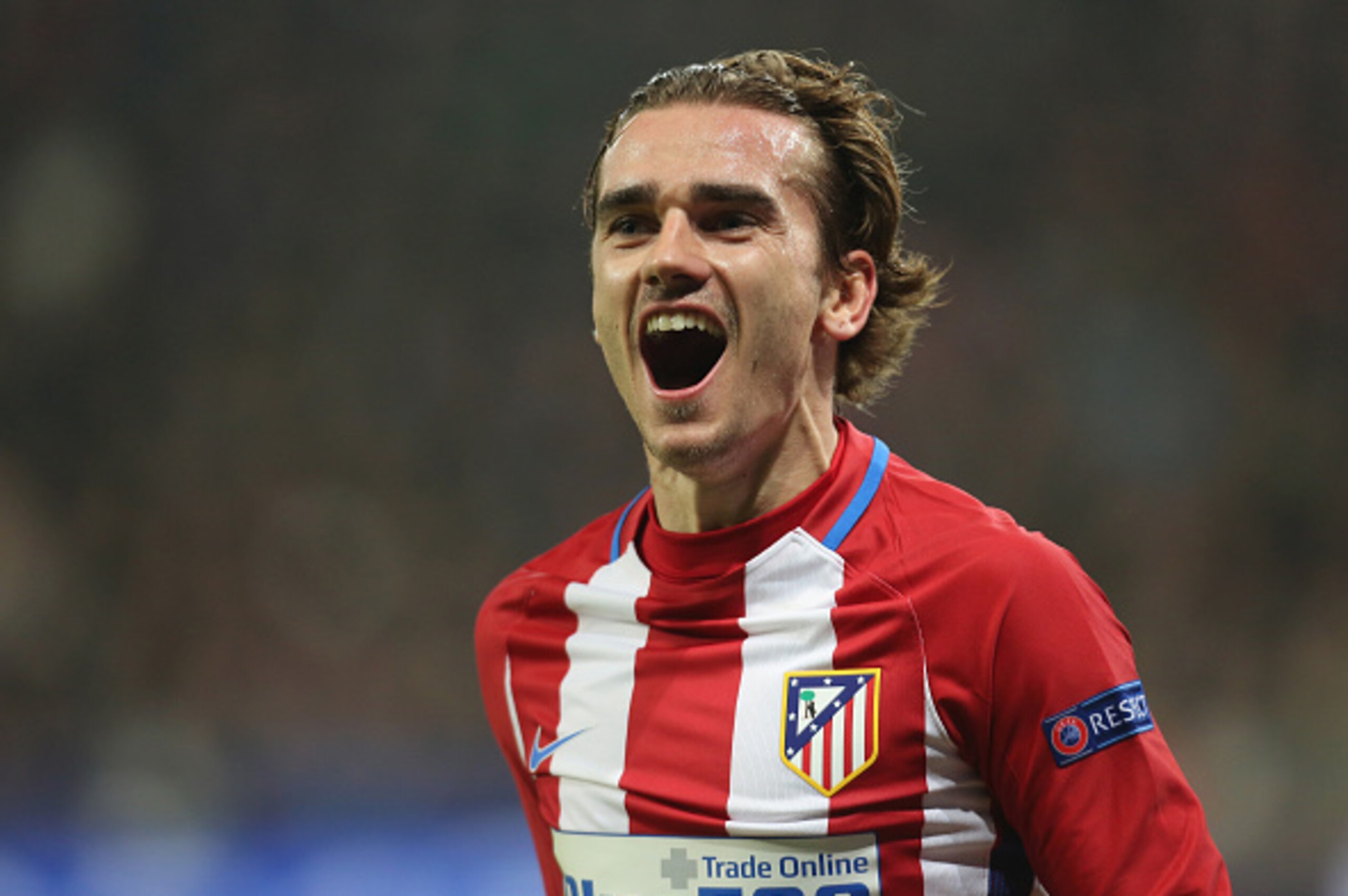 LEVERKUSEN, GERMANY - FEBRUARY 21: Antoine Griezmann of Atletico celebrates after he scores the 2nd goal during the UEFA Champions League Round of 16 first leg match between Bayer Leverkusen and Club Atletico de Madrid at BayArena on February 21, 2017 in 