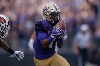 SEATTLE, WA - OCTOBER 22:  Wide receiver John Ross #1 of the Washington Huskies rushes against cornerback Treston Decoud #14 of the Oregon State Beavers on October 22, 2016 at Husky Stadium in Seattle, Washington.  (Photo by Otto Greule Jr/Getty Images)