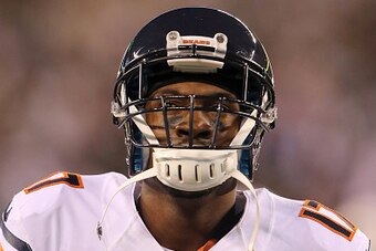 EAST RUTHERFORD, NJ - SEPTEMBER 22:  Wide Receiver Alshon Jeffrey #17 of the Chicago Bears  follows the action against the New York Jets at MetLife Stadium on September 22, 2014 in East Rutherford, New Jersey.  (Photo by Al Pereira/New York Jets/Getty Ima