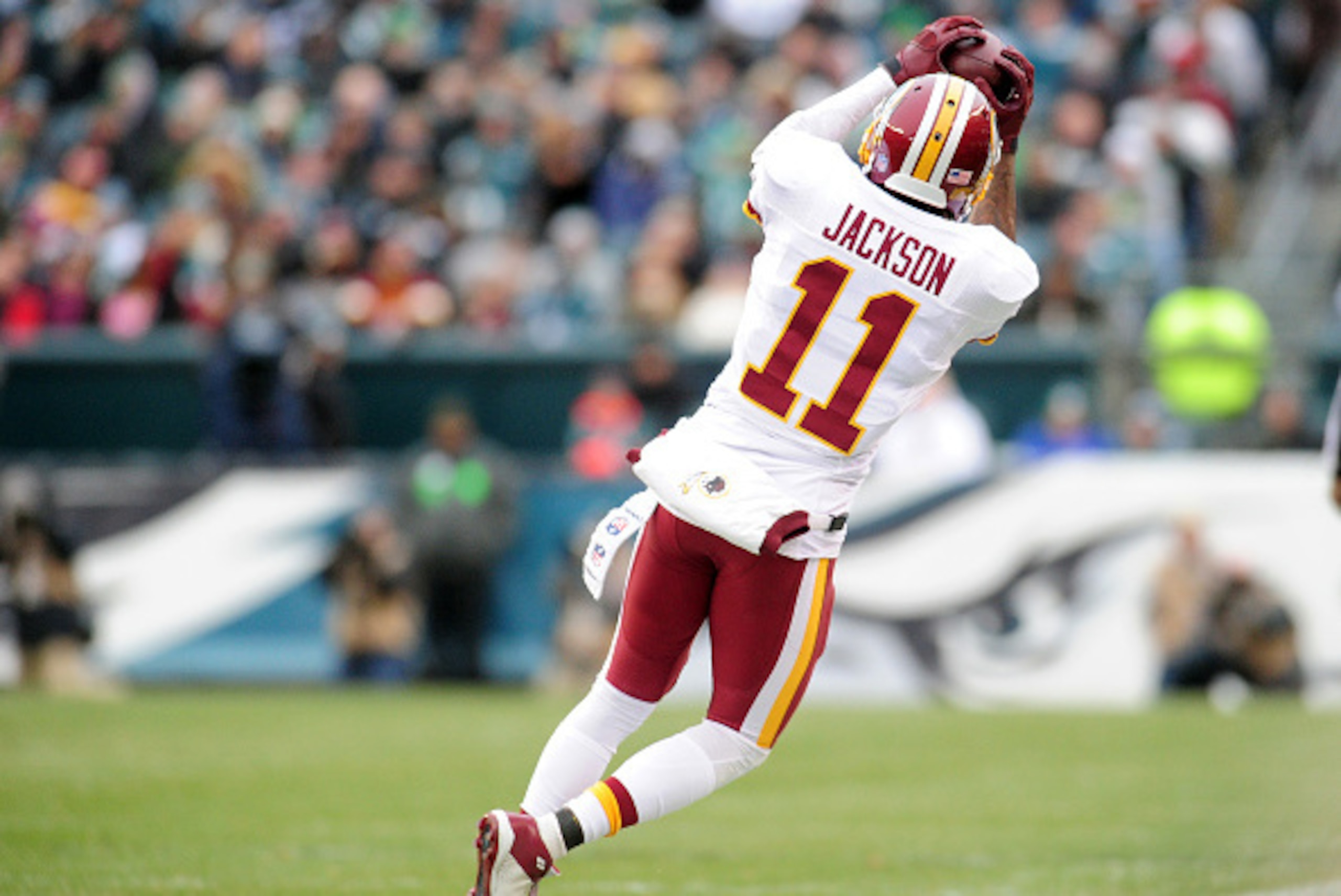PHILADELPHIA, PA - DECEMBER 11: DeSean Jackson #11 of the Washington Redskins catches a pass along the sideline in the third quarter against the Philadelphia Eagles at Lincoln Financial Field on December 11, 2016 in Philadelphia, Pennsylvania. (Photo by E