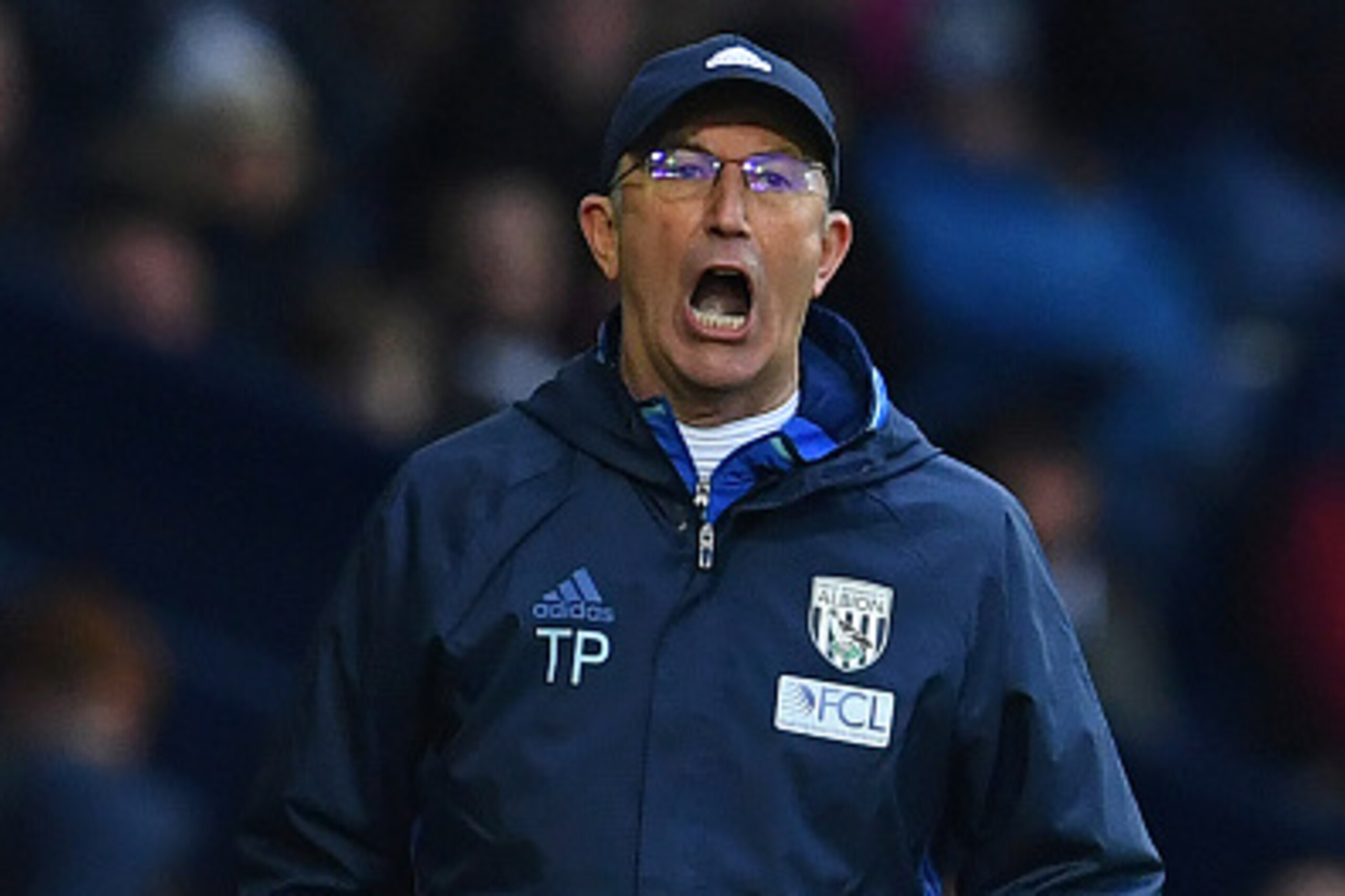 West Bromwich Albion's Welsh head coach Tony Pulis gestures on the touchline during the English Premier League football match between West Bromwich Albion and Crystal Palace at The Hawthorns stadium in West Bromwich, central England, on March 4, 2017.
 / 