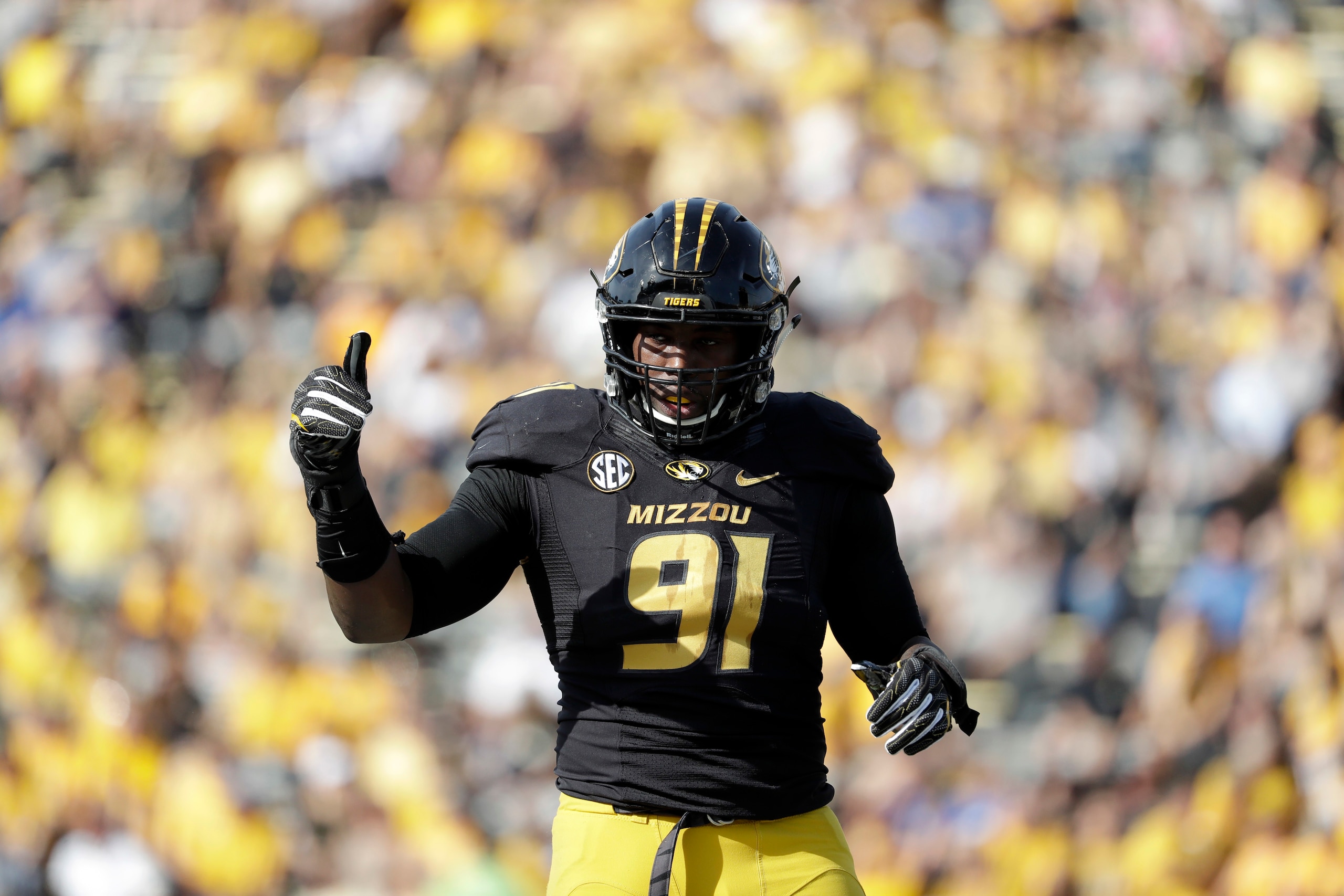 Edge Rusher Charles Harris has quietly become of the top 25 players in this draft class. Edge Rusher Charles Harris has quietly become of the top 25 players in this draft class.