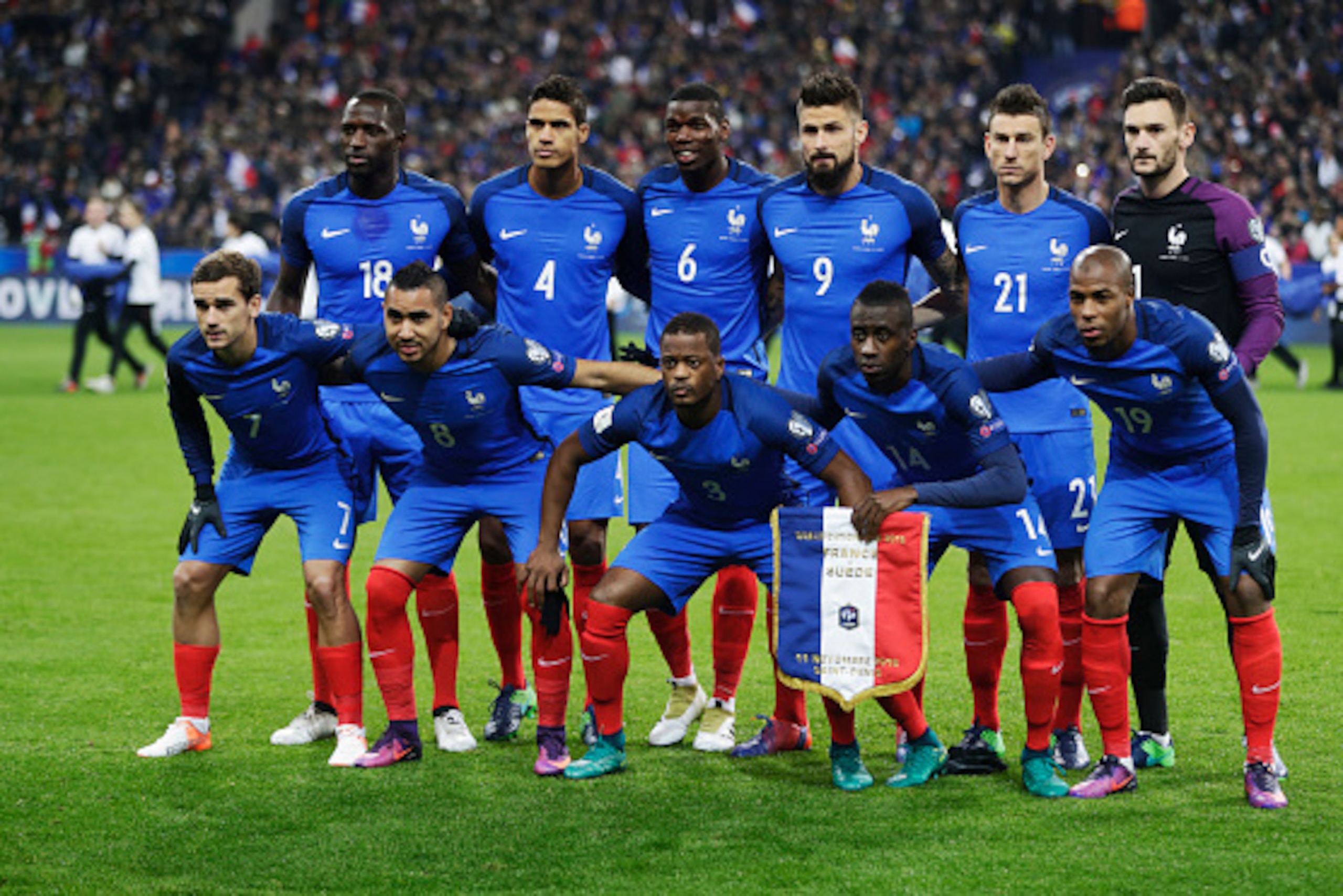 PARIS, FRANCE - NOVEMBER 11: Antoine Greizmann, Dimitri Payet, Patrice Evra, Blaise Matuidi, Djibril Sidibe, Moussa Sissoko, Raphael Varane, Paul Pogba, Olivier Giroud, Laurent Koscielny and Hugo Lloris of France during the FIFA 2018 World Cup Qualifier PARIS, FRANCE - NOVEMBER 11: Antoine Greizmann, Dimitri Payet, Patrice Evra, Blaise Matuidi, Djibril Sidibe, Moussa Sissoko, Raphael Varane, Paul Pogba, Olivier Giroud, Laurent Koscielny and Hugo Lloris of France during the FIFA 2018 World Cup Qualifier