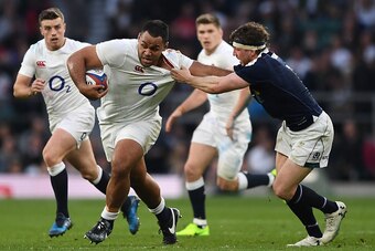 LONDON, ENGLAND - MARCH 11: Billy Vunipola of England (L) escpaes the challenge from Hamish Watson of Scotland (R) during the RBS Six Nations match between England and Scotland at Twickenham Stadium on March 11, 2017 in London, England.  (Photo by Shaun B