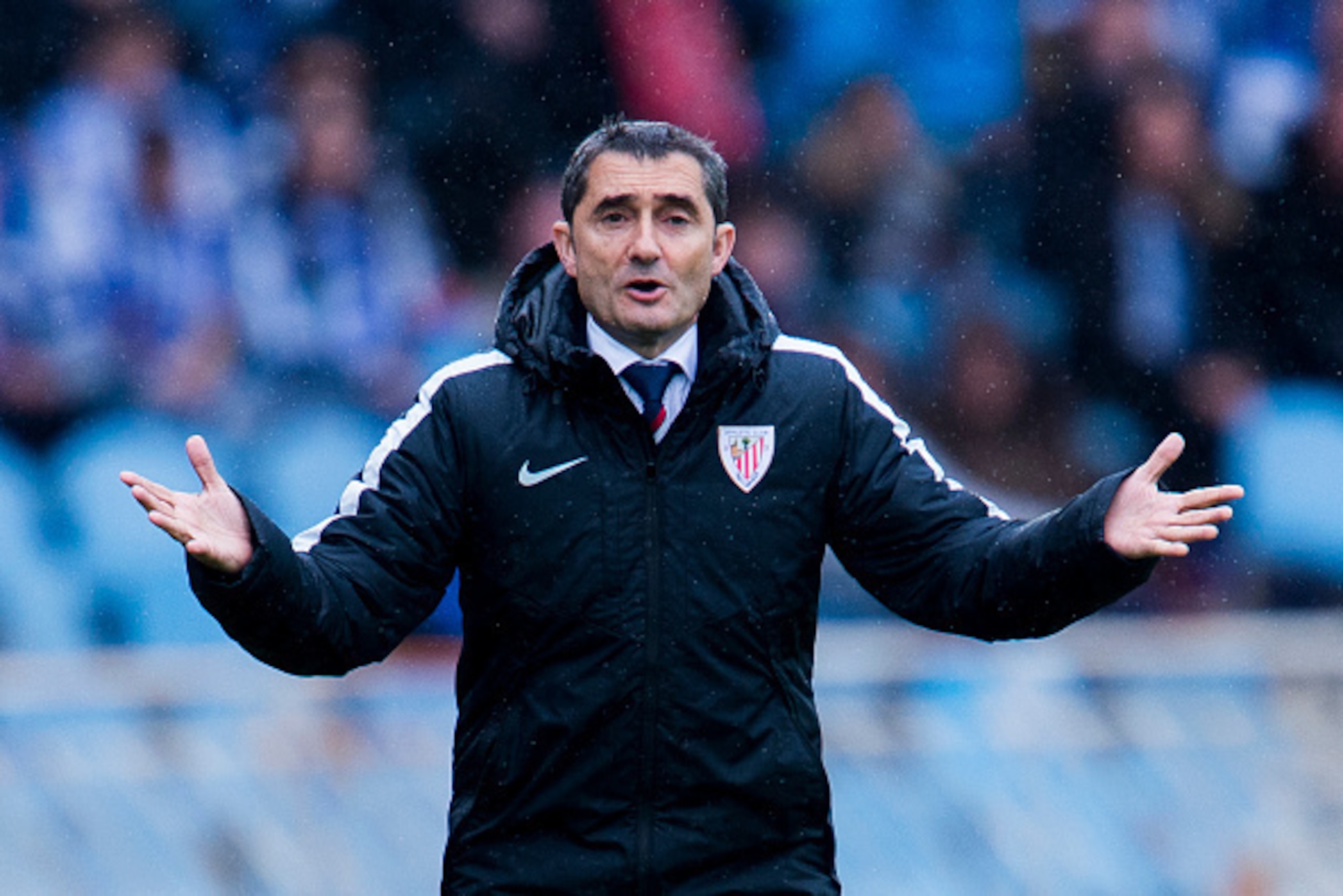 SAN SEBASTIAN, SPAIN - MARCH 12:  Head coach Ernesto Valverde of Athletic Club Bilbao reacts during the La Liga match between Real Sociedad de Futbol and Athletic Club Bilbao at Estadio Anoeta on March 12, 2017 in San Sebastian, Spain.  (Photo by Juan Man
