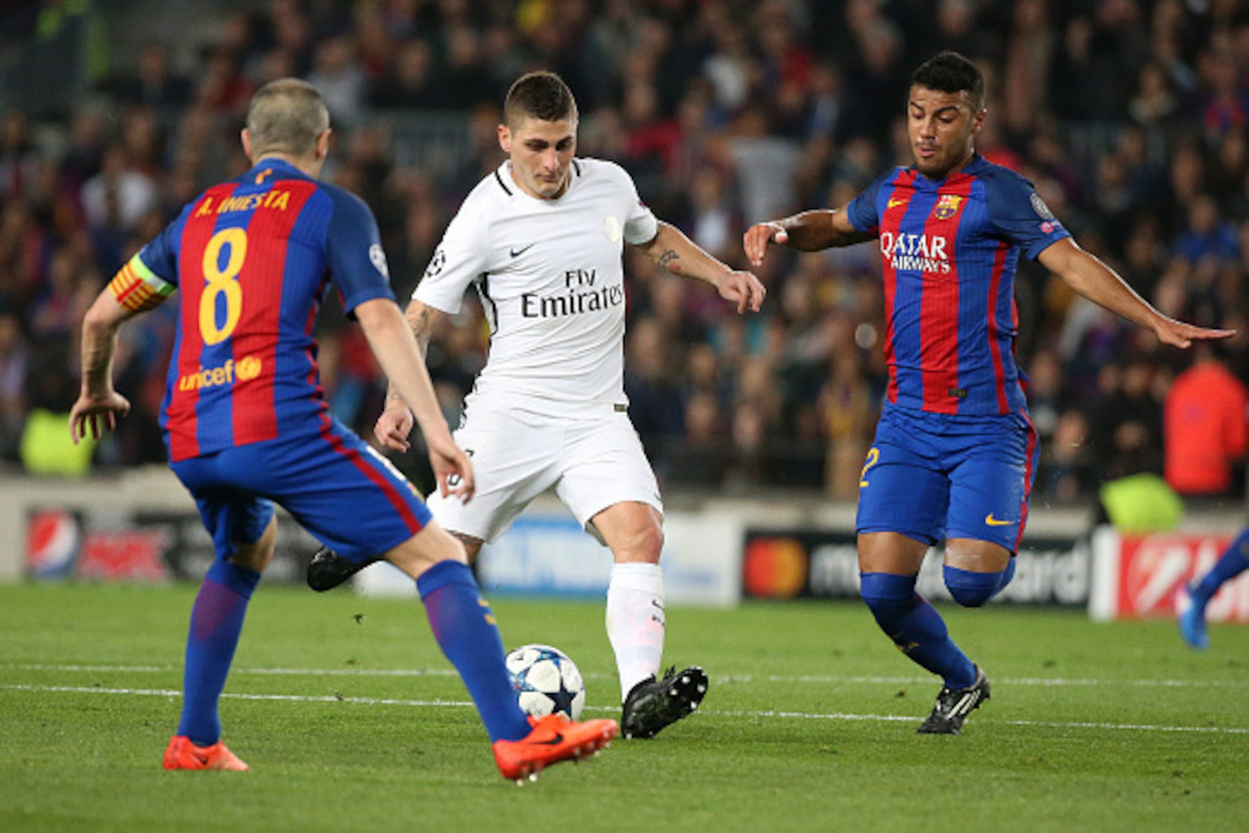 BARCELONA, SPAIN - MARCH 8: Marco Verratti of PSG and Rafinha of FC Barcelona in action during the UEFA Champions League Round of 16 second leg match between FC Barcelona and Paris Saint-Germain (PSG) at Camp Nou on March 8, 2017 in Barcelona, Spain. (Pho