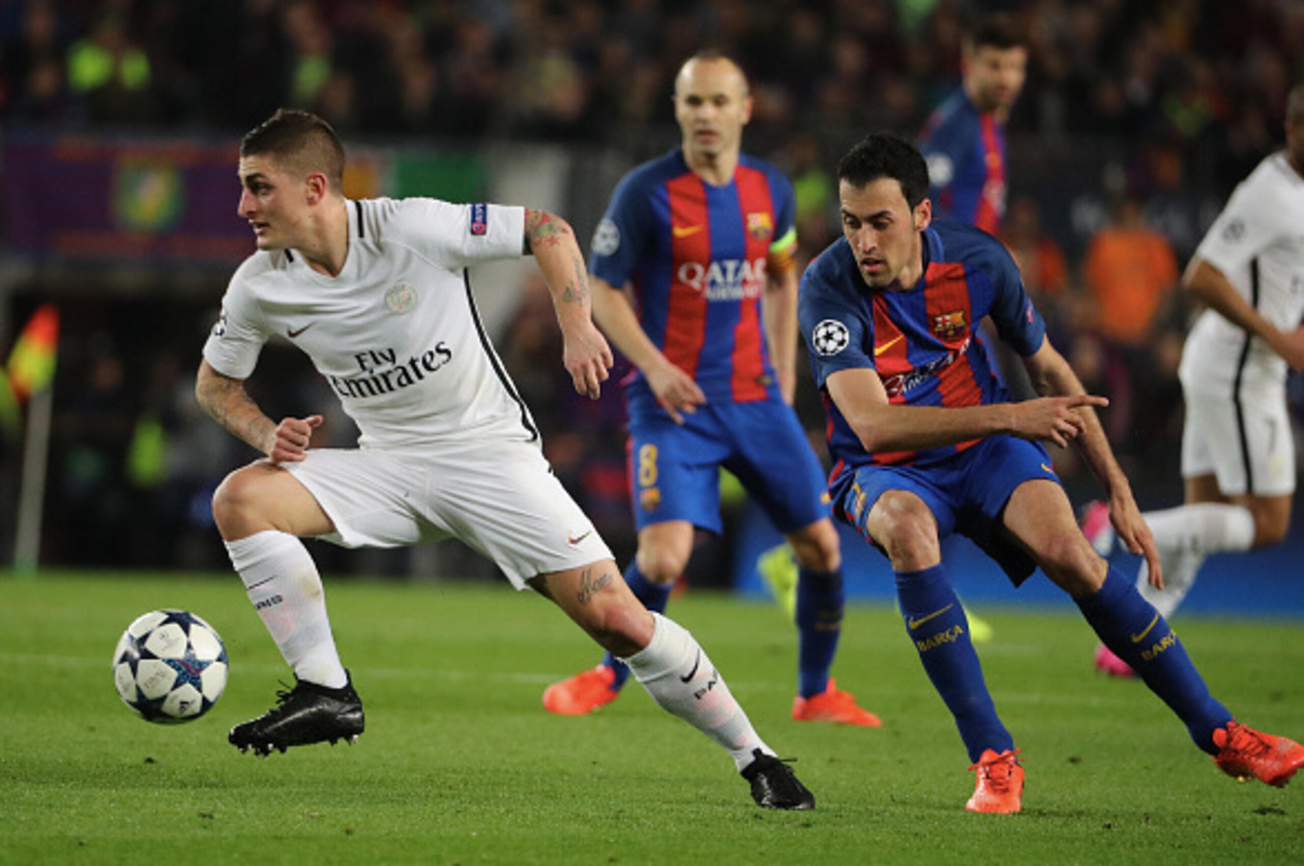 BARCELONA, SPAIN - MARCH 08:  Marco Verratti of Paris Saint-Germain in action during the UEFA Champions League Round of 16 second leg match between FC Barcelona and Paris Saint-Germain at Camp Nou on March 8, 2017 in Barcelona, Spain.  (Photo by Xavier La
