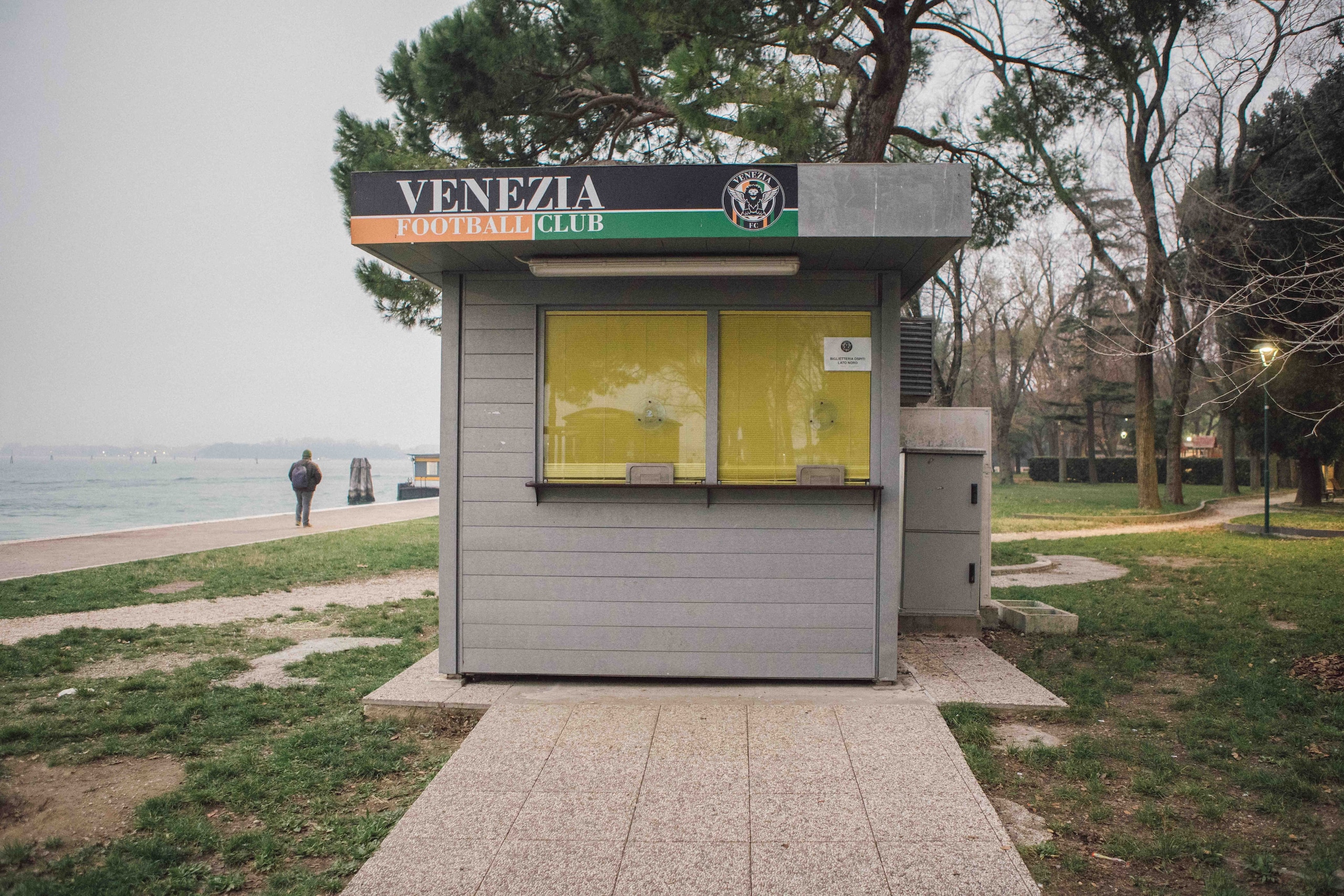 Venezia tickets for sale from a tourist booth in Venice. Venezia tickets for sale from a tourist booth in Venice.