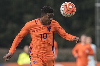 Daishawn Redan of Netherlands u17during the UEFA EURO 2017 qualifying match between Netherlands U17 and Belgium U17 on March 14, 2017 at Sportpark Parkzicht in Uden, The  Netherlands.(Photo by VI Images via Getty Images)