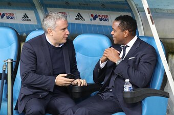 MARSEILLE, FRANCE - FEBRUARY 26:  Jean-Martial Ribes of QSI and Patrick Kluivert of Paris Saint-Germain during the French Ligue 1 match Olympique de Marseille and Paris Saint Germain at Orange Stade Velodrome on February 26, 2017 in Marseille, France. (Ph