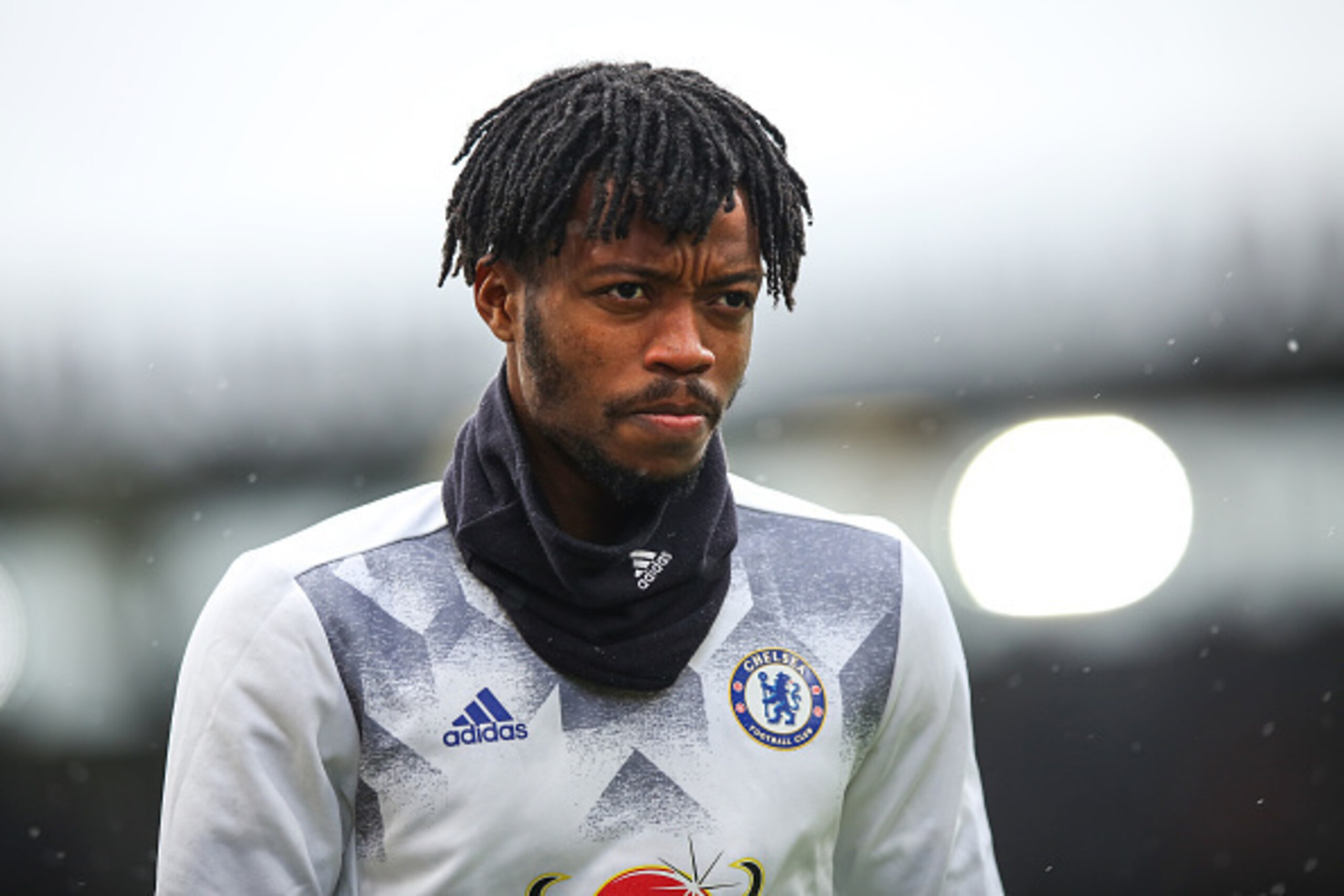 BURNLEY, ENGLAND - FEBRUARY 12: Michy Batshuayi of Chelsea during the Premier League match between Burnley and Chelsea at Turf Moor on February 12, 2017 in Burnley, England. (Photo by Robbie Jay Barratt - AMA/Getty Images) BURNLEY, ENGLAND - FEBRUARY 12: Michy Batshuayi of Chelsea during the Premier League match between Burnley and Chelsea at Turf Moor on February 12, 2017 in Burnley, England. (Photo by Robbie Jay Barratt - AMA/Getty Images)