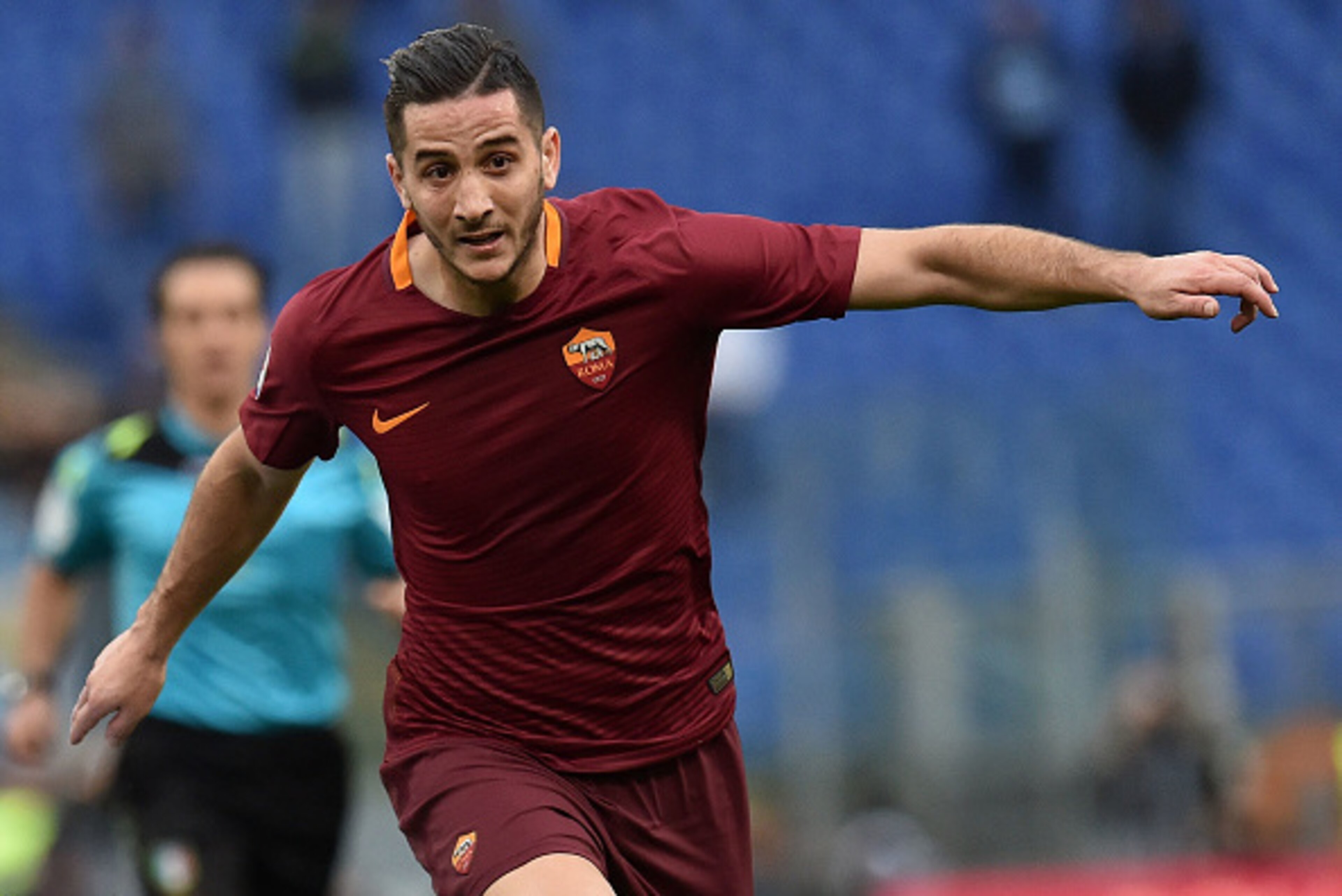 ROME, ITALY - MARCH 04: Kostas Manolas of AS Roma in action during the Serie A match between AS Roma and SSC Napoli at Stadio Olimpico on March 4, 2017 in Rome, Italy.  (Photo by Giuseppe Bellini/Getty Images)
