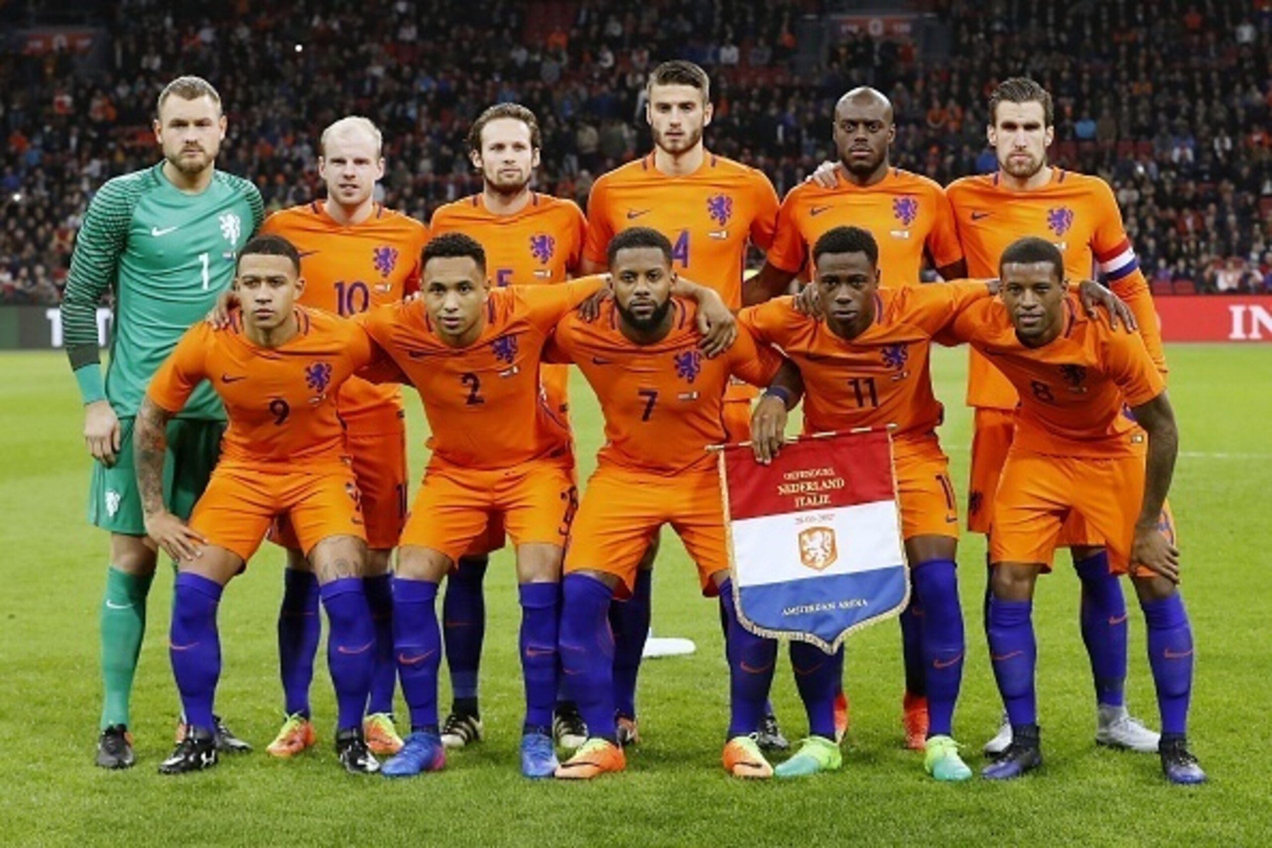(Top Row L-R) goalkeeper Jeroen Zoet of Holland, Davy Klaassen of Holland, Daley Blind of Holland, Wesley Hoedt of Holland, Bruno Martins Indi of Holland, Kevin Strootman of Holland

(Front row L-R) Memphis Depay of Holland, Kenny Tete of Holland, Jeremai