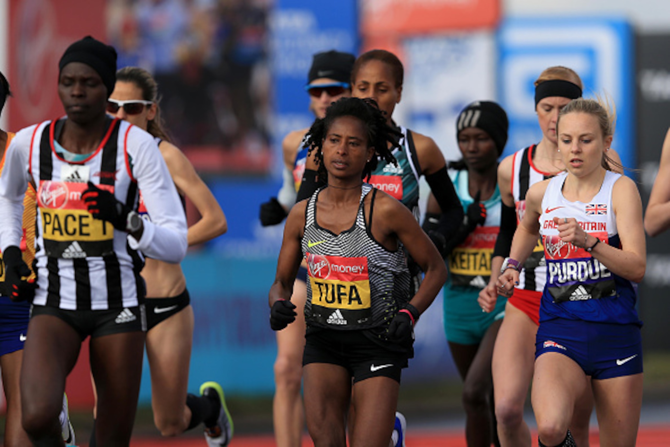 LONDON, ENGLAND - APRIL 24:  Tigist Tufa of Ethiopia starts alongside Charlotte Purdue of Great Britain during the Virgin Money London Marathon on April 24, 2016 in London, England. (Photo by Stephen Pond/Getty Images)