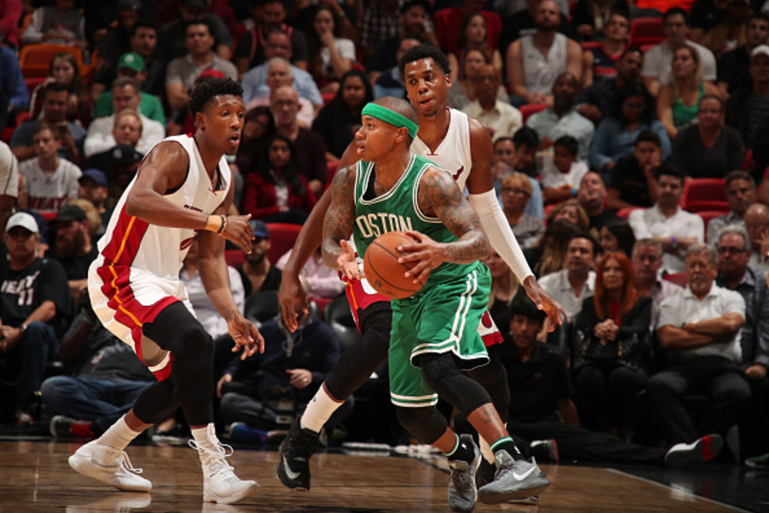 MIAMI, FL - NOVEMBER 28:  Isaiah Thomas #4 of the Boston Celtics handles the ball during a game against the Miami Heat on November 28, 2016 at American Airlines Arena in Miami, Florida. NOTE TO USER: User expressly acknowledges and agrees that, by downloa
