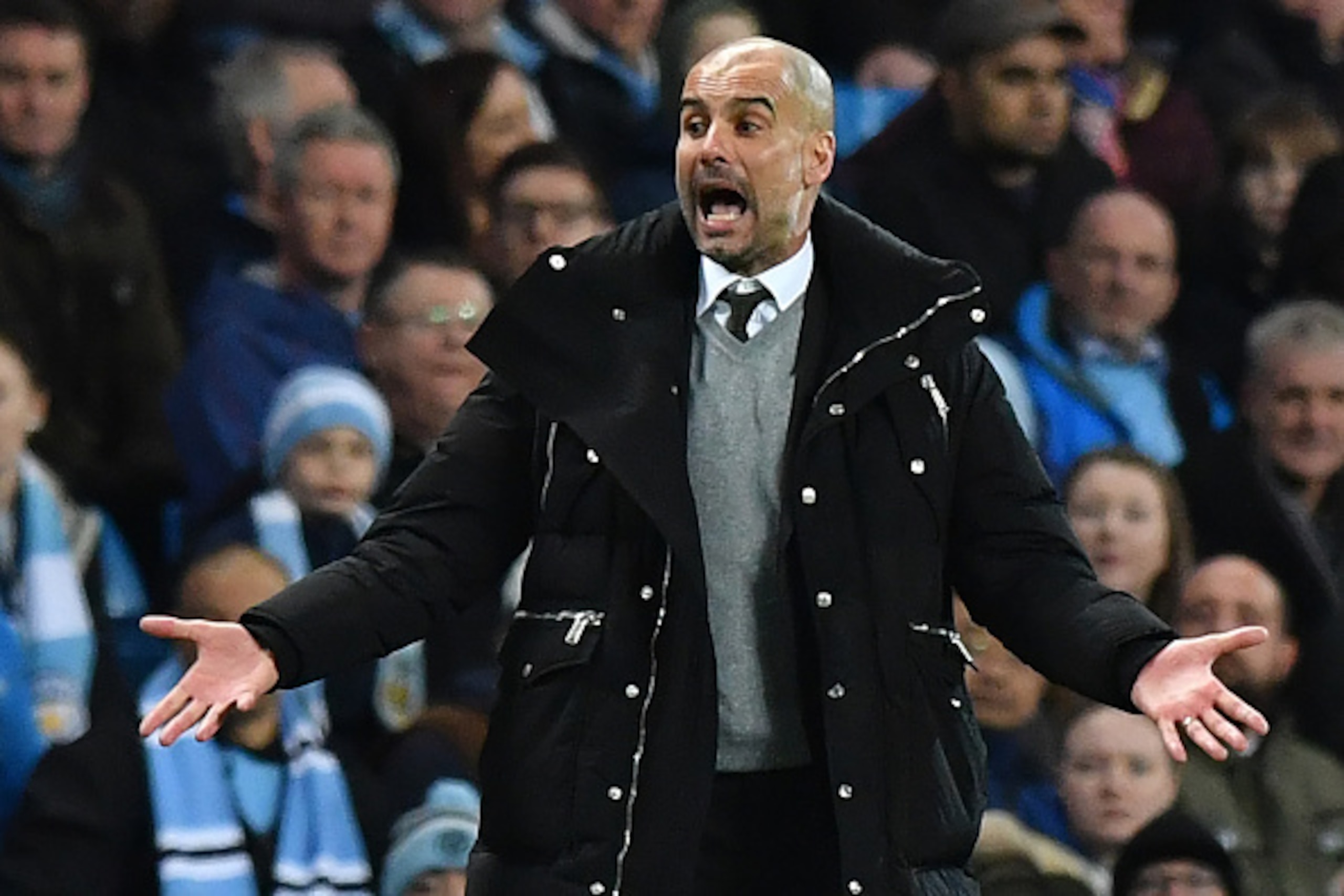 Manchester City's Spanish manager Pep Guardiola gestures on the touchline during the English Premier League football match between Manchester City and Stoke City at the Etihad Stadium in Manchester, north west England, on March 8, 2017. / AFP PHOTO / Anth