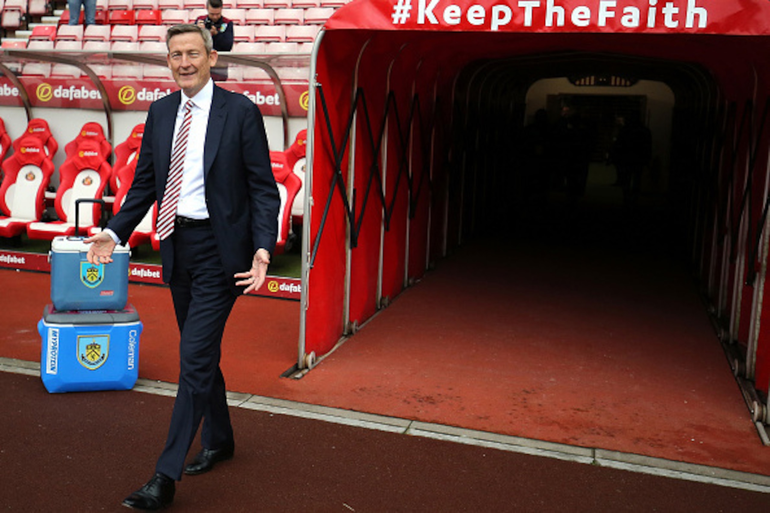 SUNDERLAND, ENGLAND - MARCH 18: Ellis Short, Sunderland chairman walks out of the tunnel to take a look at the pitch prior to the Premier League match between Sunderland and Burnley at Stadium of Light on March 18, 2017 in Sunderland, England. (Photo by SUNDERLAND, ENGLAND - MARCH 18: Ellis Short, Sunderland chairman walks out of the tunnel to take a look at the pitch prior to the Premier League match between Sunderland and Burnley at Stadium of Light on March 18, 2017 in Sunderland, England. (Photo by