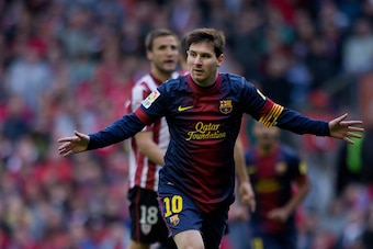 BILBAO, SPAIN - APRIL 27:  Lionel Messi of FC Barcelona celebrates scoring their opening goal during the La Liga match between Athletic Club de Bilbaoand FC Barcelona at San Mames Stadium on April 27, 2013 in Bilbao, Spain.  (Photo by Gonzalo Arroyo Moren