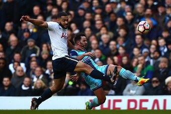 LONDON, ENGLAND - JANUARY 28:  Sam Wood of Wycombe Wanderers and Cameron Carter-Vickers of Tottenham Hotspur compete for the ball during the Emirates FA Cup Fourth Round match between Tottenham Hotspur and Wycombe Wanderers at White Hart Lane on January 2