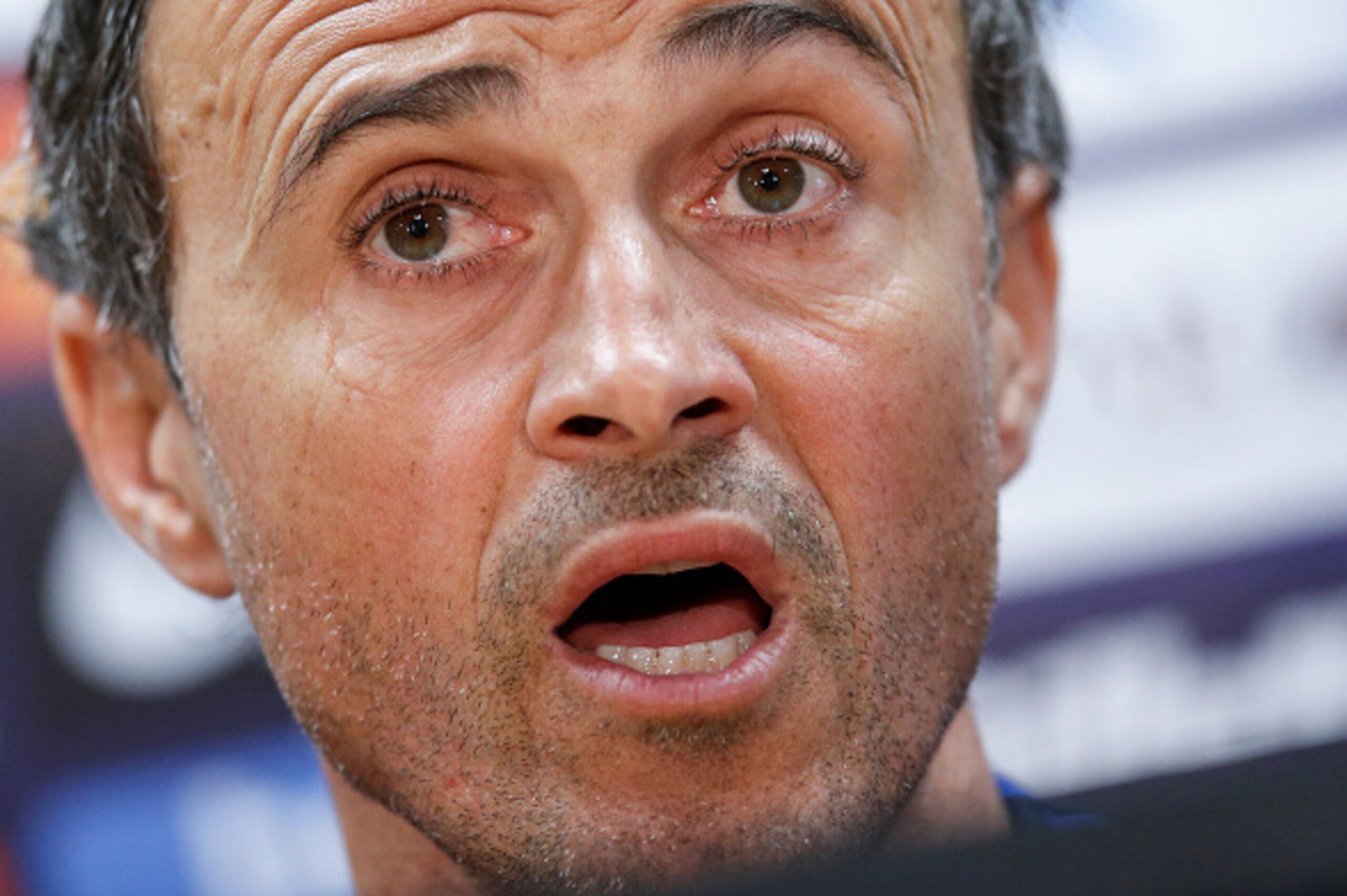 Barcelona's coach Luis Enrique gives a press conference after a training session at the Sports Center FC Barcelona Joan Gamper in Sant Joan Despi, near Barcelona on April 1, 2017. / AFP PHOTO / PAU BARRENA (Photo credit should read PAU BARRENA/AFP/ Barcelona's coach Luis Enrique gives a press conference after a training session at the Sports Center FC Barcelona Joan Gamper in Sant Joan Despi, near Barcelona on April 1, 2017. / AFP PHOTO / PAU BARRENA (Photo credit should read PAU BARRENA/AFP/