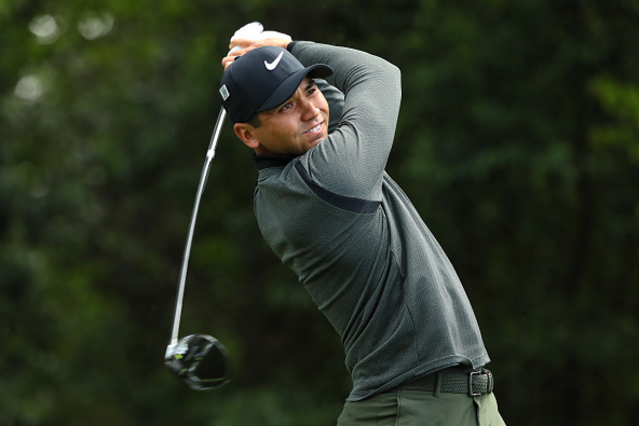 AUGUSTA, GA - APRIL 06:  Jason Day of Australia plays his shot from the second tee during the first round of the 2017 Masters Tournament at Augusta National Golf Club on April 6, 2017 in Augusta, Georgia.  (Photo by Andrew Redington/Getty Images)