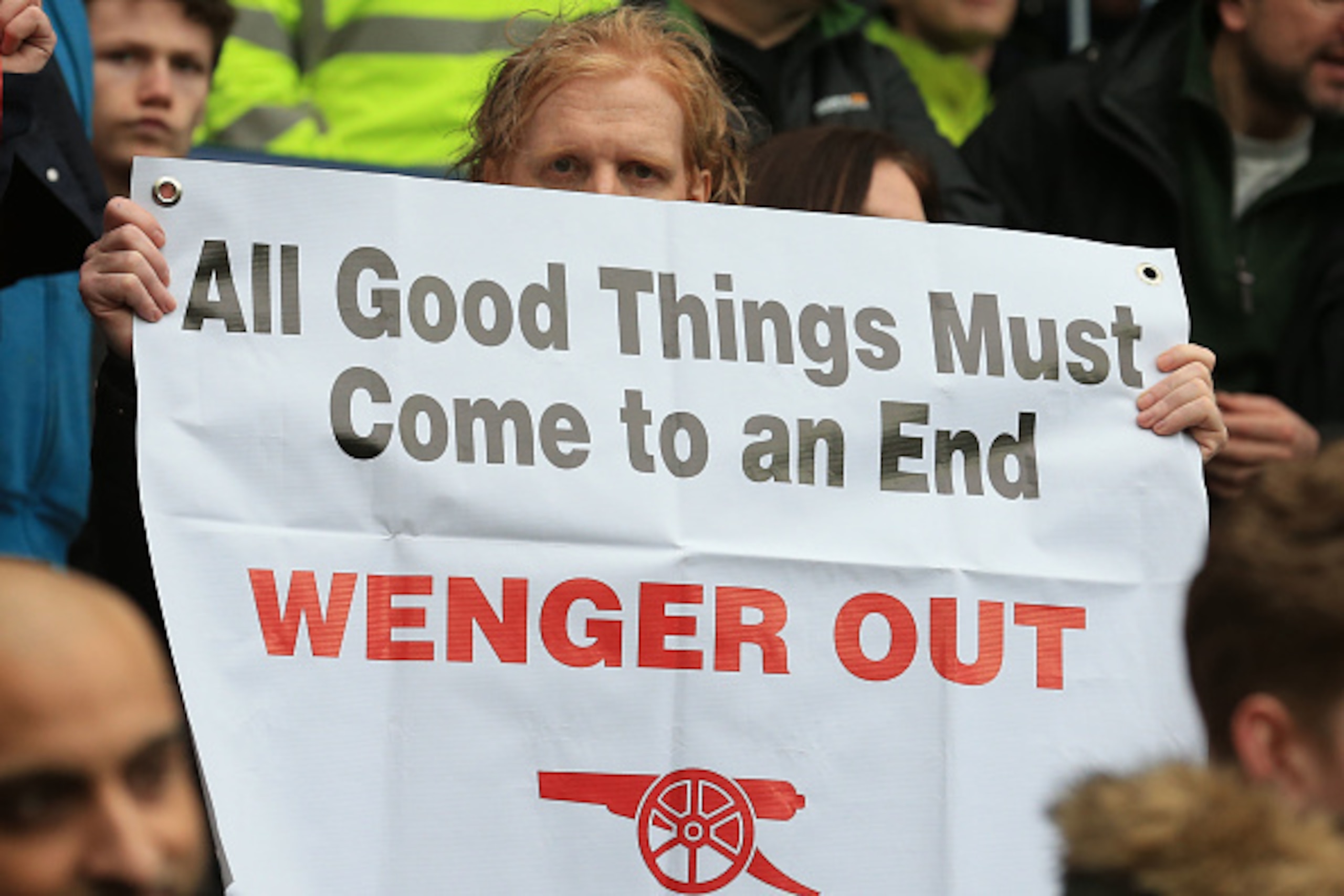 Arsenal fans hold up anti - Arsene Wenger signs after the English Premier League football match between West Bromwich Albion and Arsenal at The Hawthorns stadium in West Bromwich, central England, on March 18, 2017.
/ AFP PHOTO / Lindsey PARNABY / RESTRI Arsenal fans hold up anti - Arsene Wenger signs after the English Premier League football match between West Bromwich Albion and Arsenal at The Hawthorns stadium in West Bromwich, central England, on March 18, 2017.
/ AFP PHOTO / Lindsey PARNABY / RESTRI