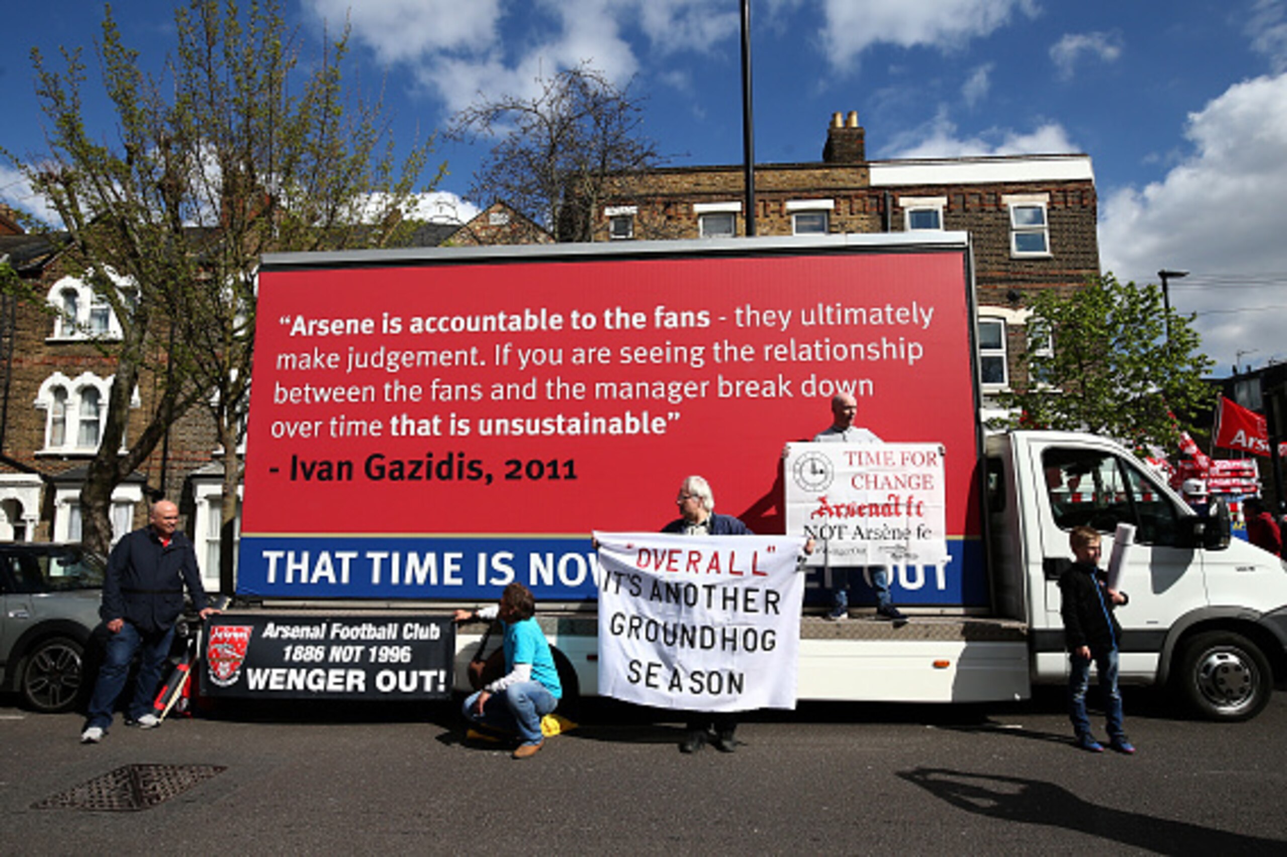 LONDON, ENGLAND - APRIL 02: Arsenal fans hire a van to protest about Arsene Wenger manager of Arsenal ahead of the Premier League match between Arsenal and Manchester City at Emirates Stadium on April 2, 2017 in London, England. (Photo by Catherine Ivill 