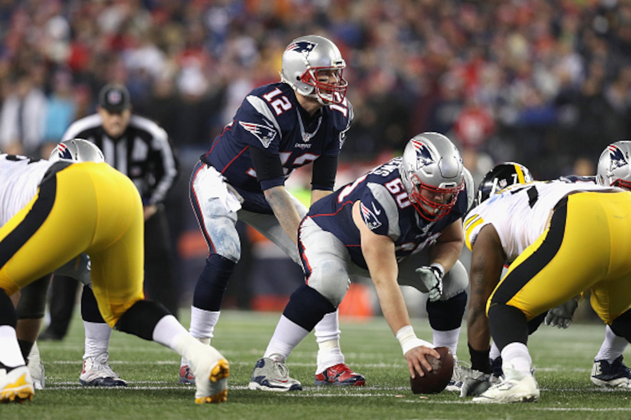 FOXBORO, MA - JANUARY 22:  Tom Brady #12 of the New England Patriots stands under center against the Pittsburgh Steelers in the AFC Championship Game at Gillette Stadium on January 22, 2017 in Foxboro, Massachusetts.  (Photo by Patrick Smith/Getty Images)