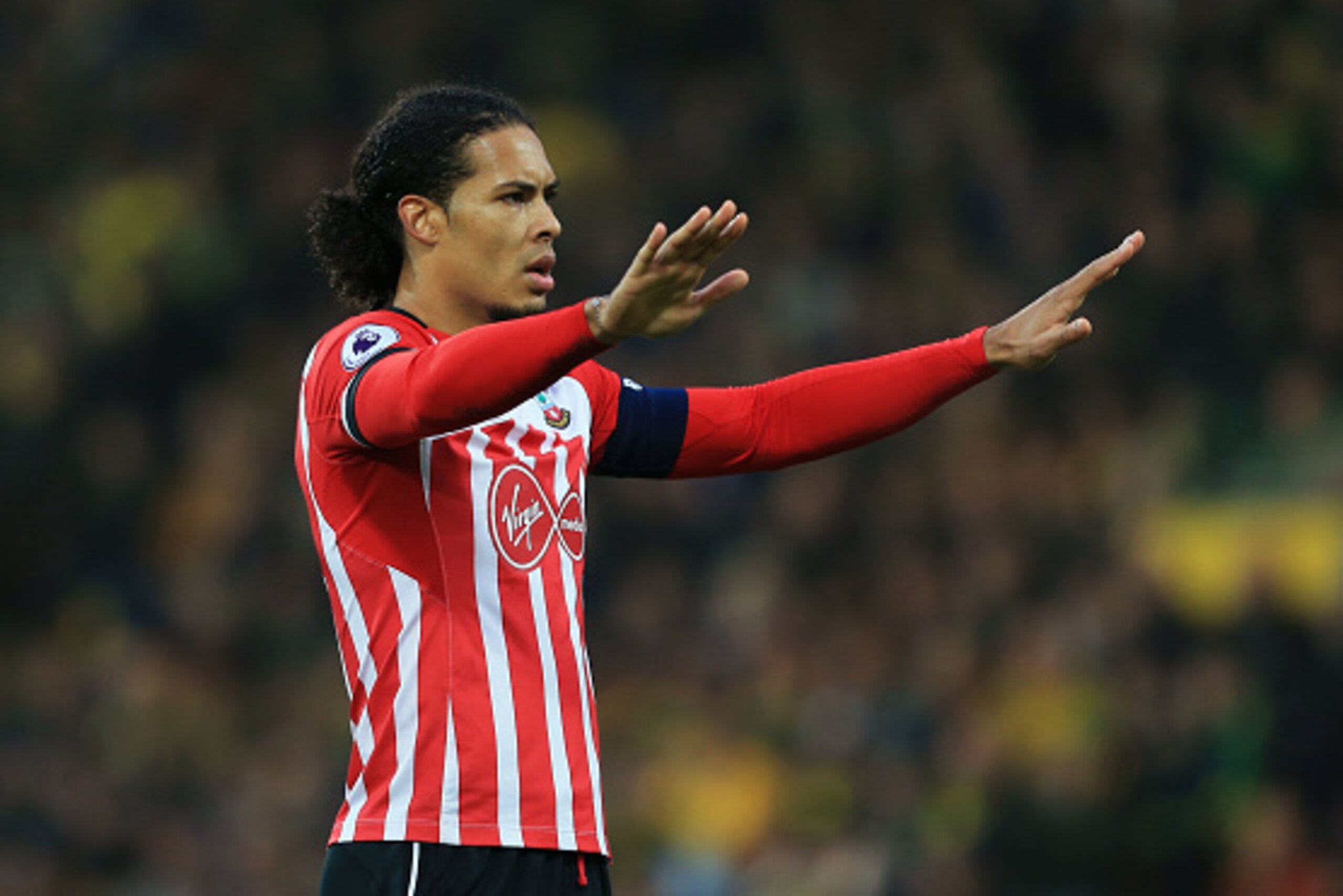 NORWICH, ENGLAND - JANUARY 07:  Virgil van Dijk of Southampton reacts during the Emirates FA Cup Third Round match between Norwich City and Southampton at Carrow Road on January 7, 2017 in Norwich, England.  (Photo by Stephen Pond/Getty Images)