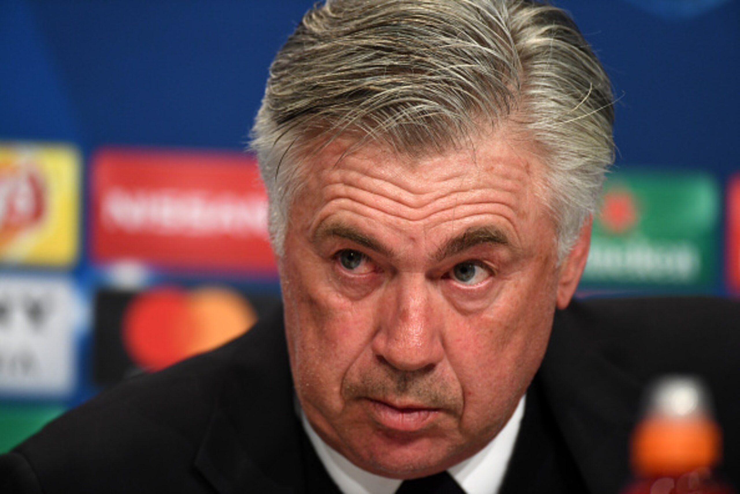 MUNICH, GERMANY - APRIL 12: Head coach Carlo Ancelotti of Bayern Muenchen attends a press conference after the UEFA Champions League Quarter Final first leg match between FC Bayern Muenchen and Real Madrid CF at Allianz Arena on April 12, 2017 in Munich, MUNICH, GERMANY - APRIL 12: Head coach Carlo Ancelotti of Bayern Muenchen attends a press conference after the UEFA Champions League Quarter Final first leg match between FC Bayern Muenchen and Real Madrid CF at Allianz Arena on April 12, 2017 in Munich,