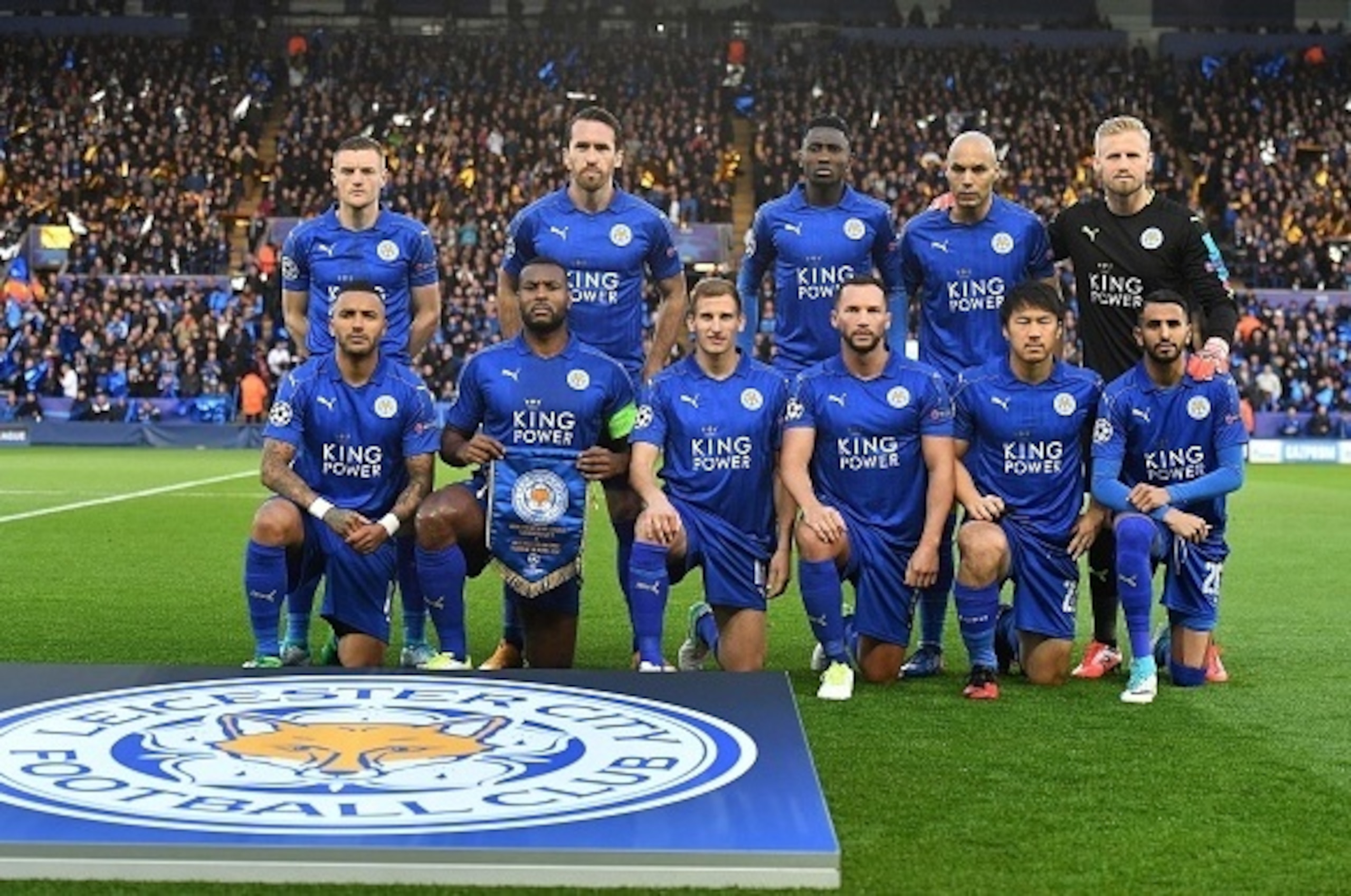 Leicester City's English striker Jamie Vardy (back row L), stands with teammates for the official photograph ahead of the UEFA Champions League quarter-final second leg football match between Leicester City and Club Atletico de Madrid at the King Power st Leicester City's English striker Jamie Vardy (back row L), stands with teammates for the official photograph ahead of the UEFA Champions League quarter-final second leg football match between Leicester City and Club Atletico de Madrid at the King Power st
