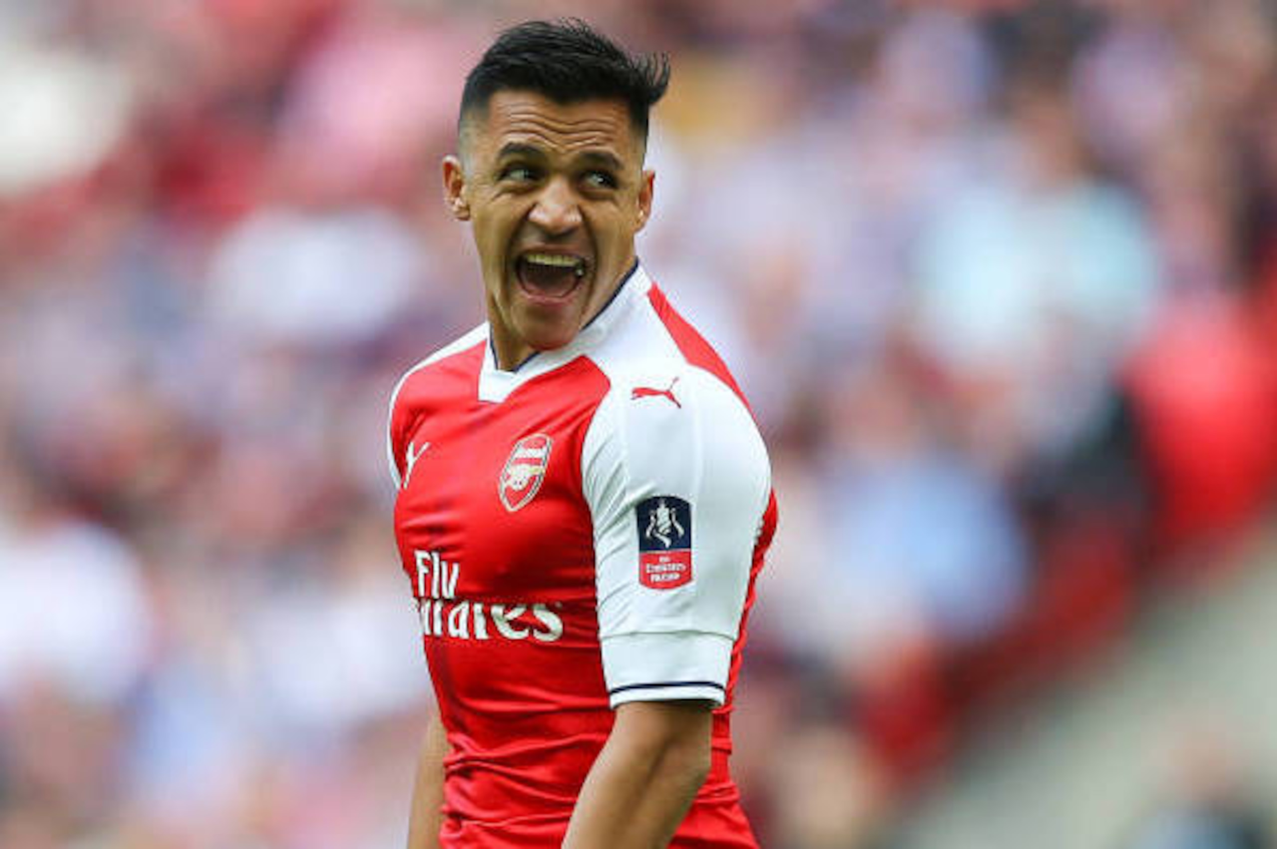 LONDON, ENGLAND - APRIL 23: Alexis Sanchez of Arsenal during the Emirates FA Cup semi-final match between Arsenal and Manchester City at Wembley Stadium on April 23, 2017 in London, England. (Photo by Catherine Ivill - AMA/Getty Images) LONDON, ENGLAND - APRIL 23: Alexis Sanchez of Arsenal during the Emirates FA Cup semi-final match between Arsenal and Manchester City at Wembley Stadium on April 23, 2017 in London, England. (Photo by Catherine Ivill - AMA/Getty Images)