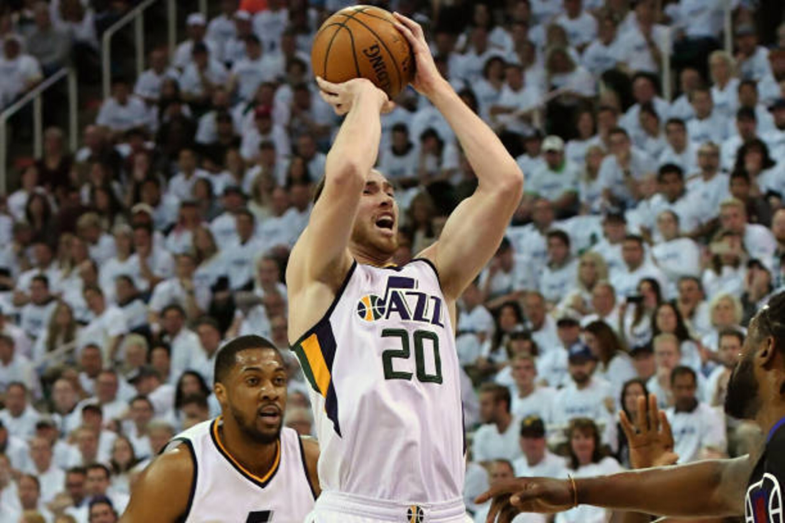 SALT LAKE CITY, UT - APRIL 21: Gordon Hayward #20 of the Utah Jazz shoots the ball in the first half against the Los Angeles Clippers in Game Three of the Western Conference Quarterfinals during the 2017 NBA Playoffs at Vivint Smart Home Arena on April 21 SALT LAKE CITY, UT - APRIL 21: Gordon Hayward #20 of the Utah Jazz shoots the ball in the first half against the Los Angeles Clippers in Game Three of the Western Conference Quarterfinals during the 2017 NBA Playoffs at Vivint Smart Home Arena on April 21