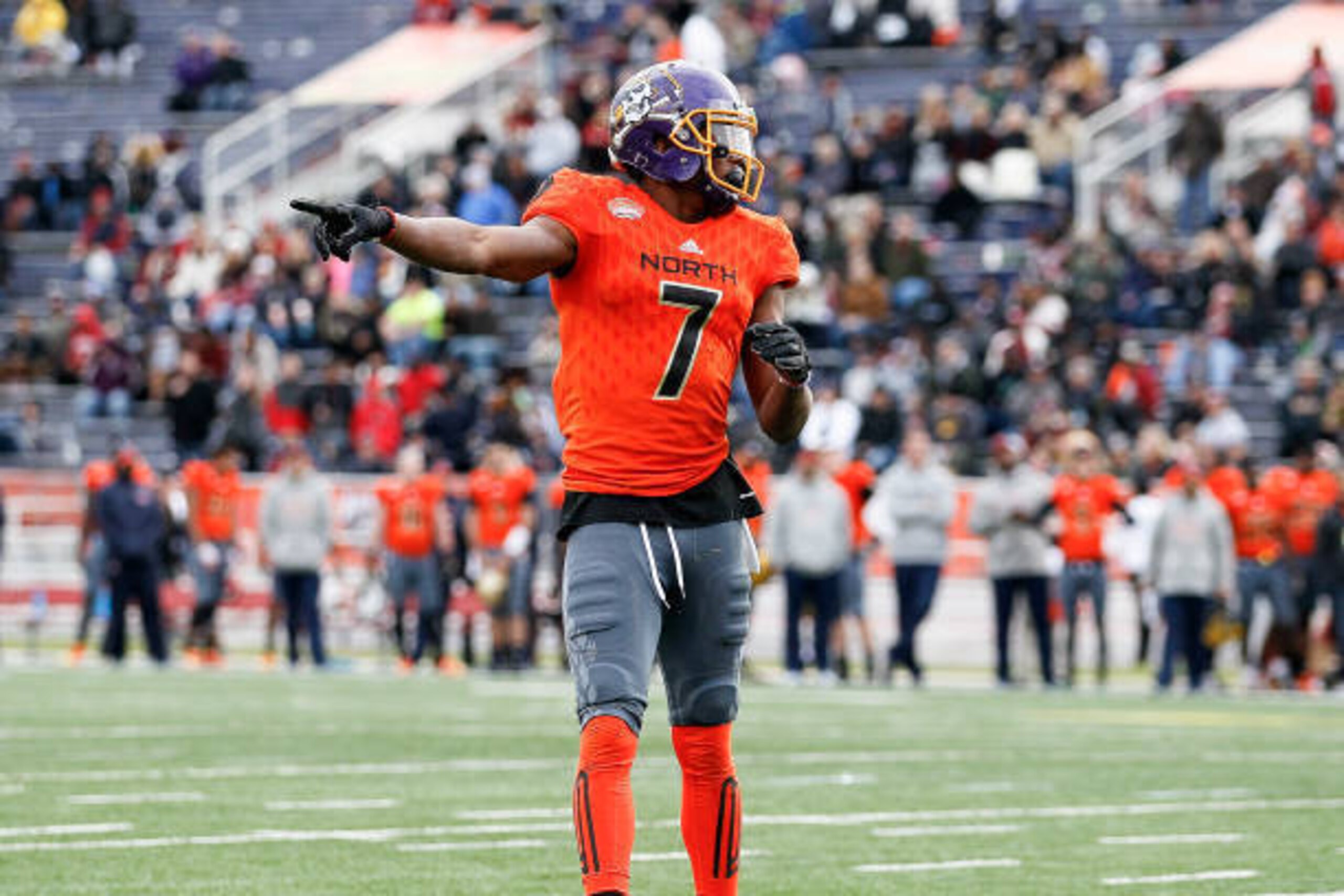 MOBILE, AL - JANUARY 28: East Carolina Wide Receiver Zay Jones #7 of the North Team during the 2017 Resse's Senior Bowl at Ladd-Peebles Stadium on January 28, 2017 in Mobile, Alabama. The South defeated the North 16-15. (Photo by Don Juan Moore/Getty Imag