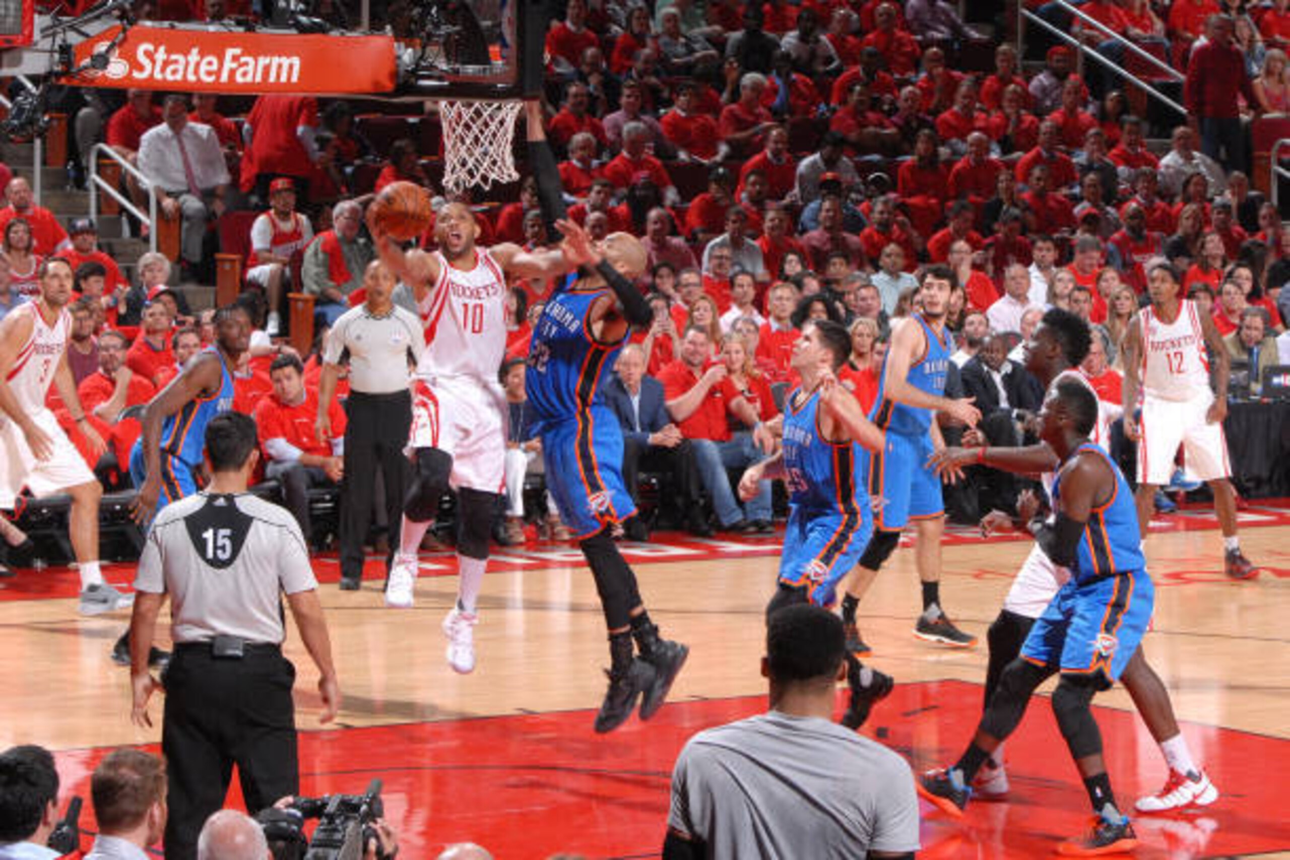 HOUSTON, TX - APRIL 25: Eric Gordon #10 of the Houston Rockets goes to the basket against the Oklahoma City Thunder in Game Five of the Western Conference Quarterfinals of the 2017 NBA Playoffs on April 25, 2017 at the Toyota Center in Houston, Texas. NOT