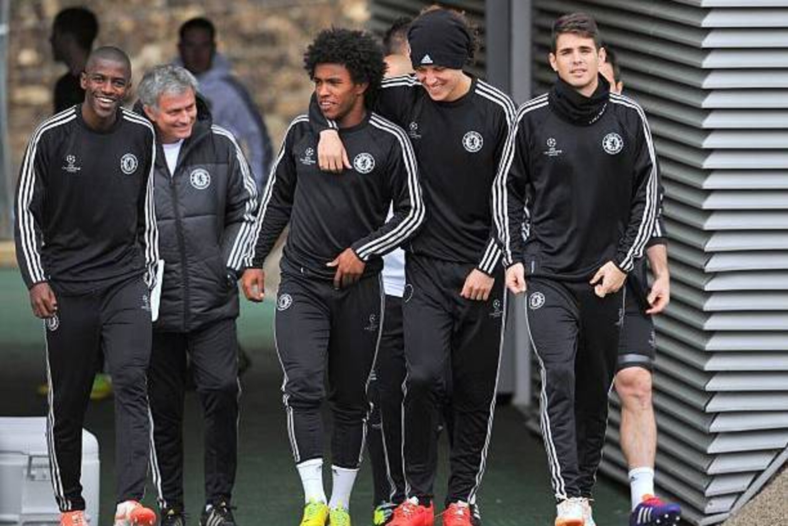 (L-R) Chelsea's Brazilian midfielder Ramires, Portuguese manager Jose Mourinho, Brazilian midfielder Willian, Brazilian defender David Luiz and Brazilian midfielder Oscar arrive for a training session at the team's training ground in Cobham, south of Lond
