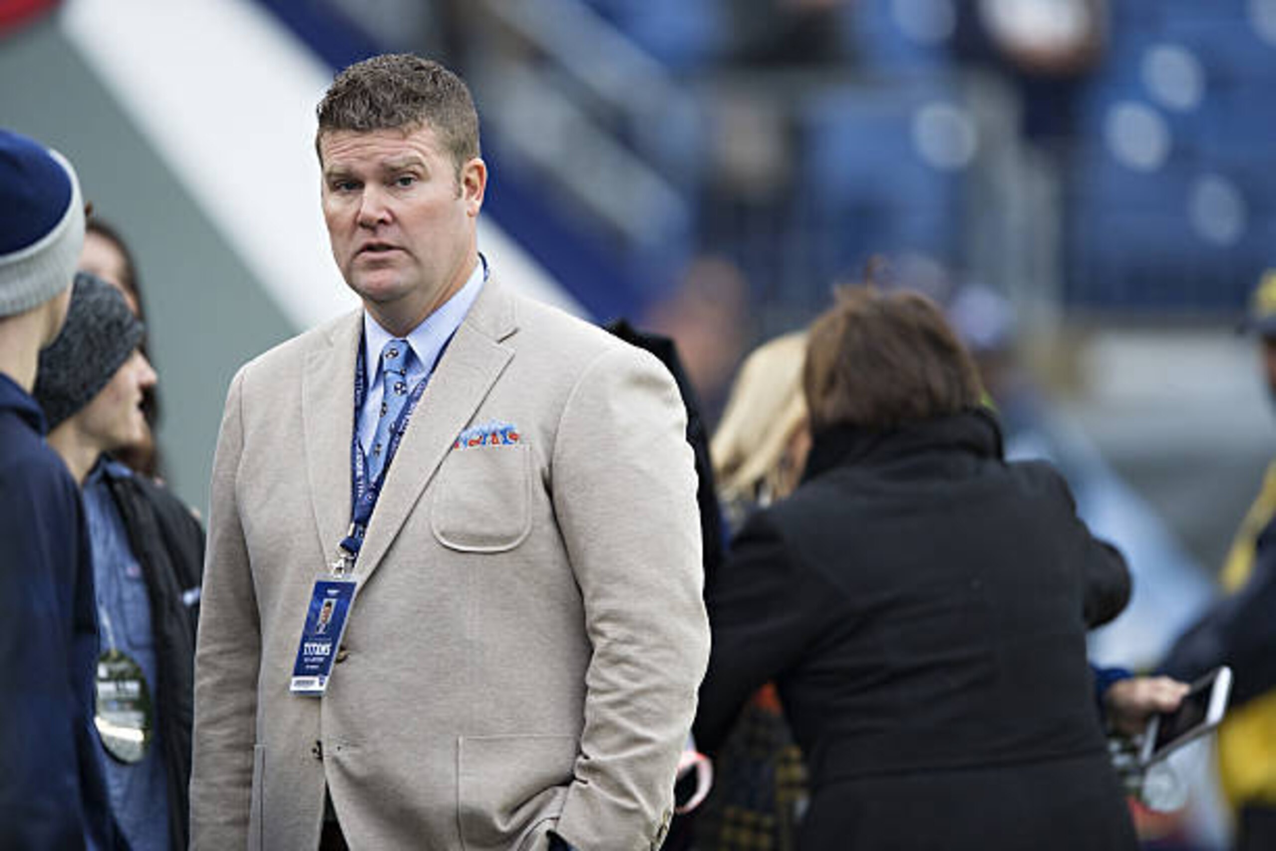 NASHVILLE, TN - JANUARY 1: General Manager Jon Robinson of the Tennessee Titans on the sidelines before a game against the Houston Texans at Nissan Stadium on January 1, 2017 in Nashville, Tennessee. The Titans defeated the Texans 24-17. (Photo by Wesl NASHVILLE, TN - JANUARY 1: General Manager Jon Robinson of the Tennessee Titans on the sidelines before a game against the Houston Texans at Nissan Stadium on January 1, 2017 in Nashville, Tennessee. The Titans defeated the Texans 24-17. (Photo by Wesl
