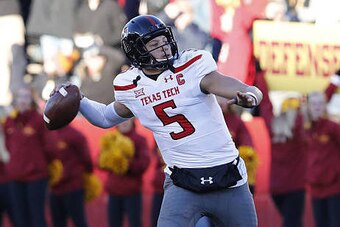 AMES, IA – NOVEMBER 19: Quarterback Patrick Mahomes II #5 of the Texas Tech Red Raiders passes the ball in the first half of play against the Iowa State Cyclones at Jack Trice Stadium on November 19, 2016 in Ames, Iowa. The Iowa State Cyclones won 66-10 o