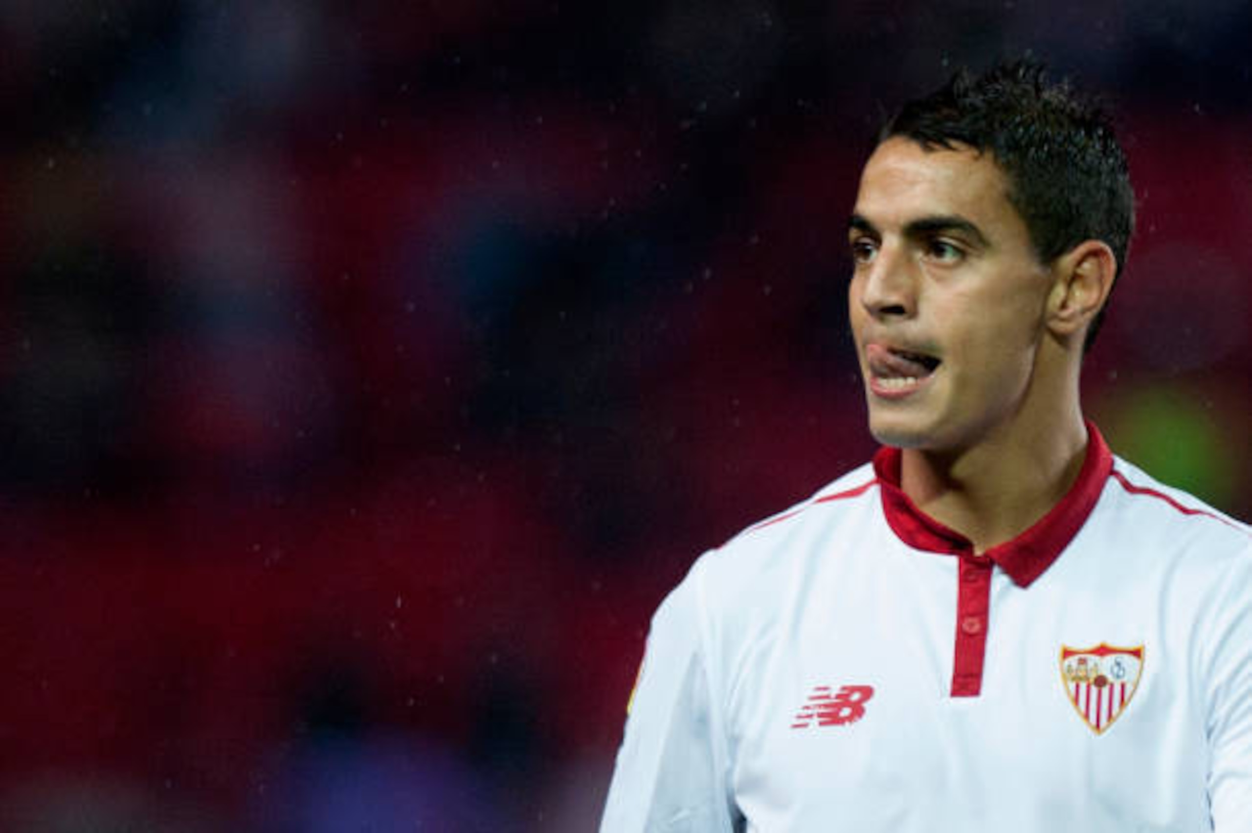 Sevilla's French forward Wissam Ben Yedder gestures during the Spanish league football match Sevilla FC vs RC Celta de Vigo at the Ramon Sanchez Pizjuan stadium in Sevilla on April 27, 2017. / AFP PHOTO / JORGE GUERRERO        (Photo credit should read JO