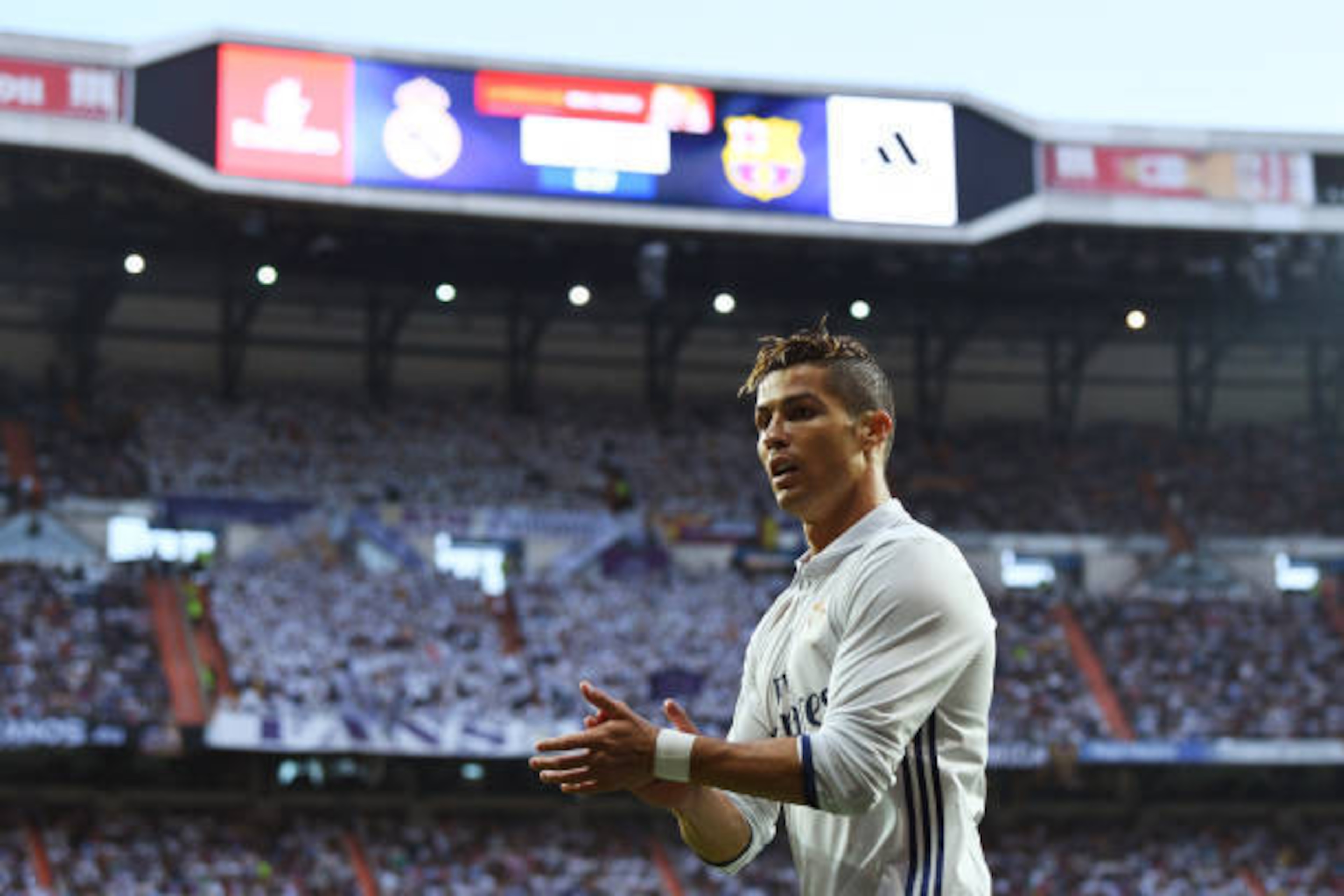 MADRID, SPAIN - APRIL 23:  Cristiano Ronaldo of Real Madrid applauds during the La Liga match between Real Madrid CF and FC Barcelona at Estadio Bernabeu on April 23, 2017 in Madrid, Spain.  (Photo by David Ramos/Getty Images)