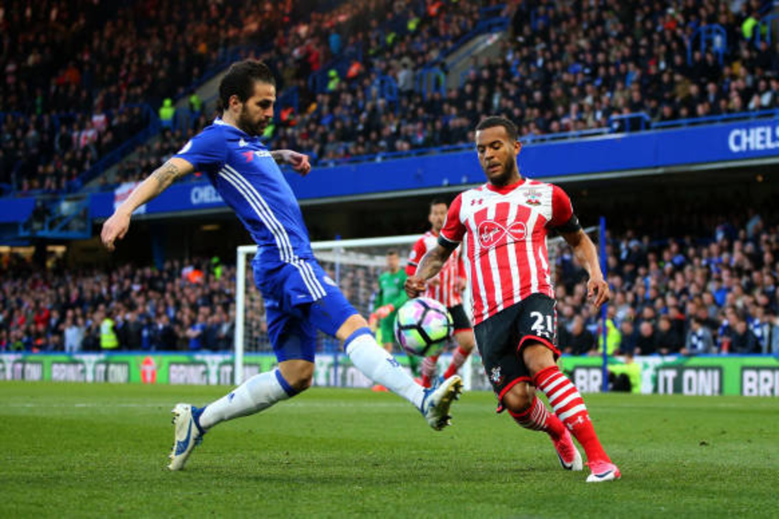 LONDON, ENGLAND - APRIL 25: Cesc Fabregas of Chelsea and Ryan Bertrand of Southampton during the Premier League match between Chelsea and Southampton at Stamford Bridge on April 25, 2017 in London, England. (Photo by Catherine Ivill - AMA/Getty Images) LONDON, ENGLAND - APRIL 25: Cesc Fabregas of Chelsea and Ryan Bertrand of Southampton during the Premier League match between Chelsea and Southampton at Stamford Bridge on April 25, 2017 in London, England. (Photo by Catherine Ivill - AMA/Getty Images)