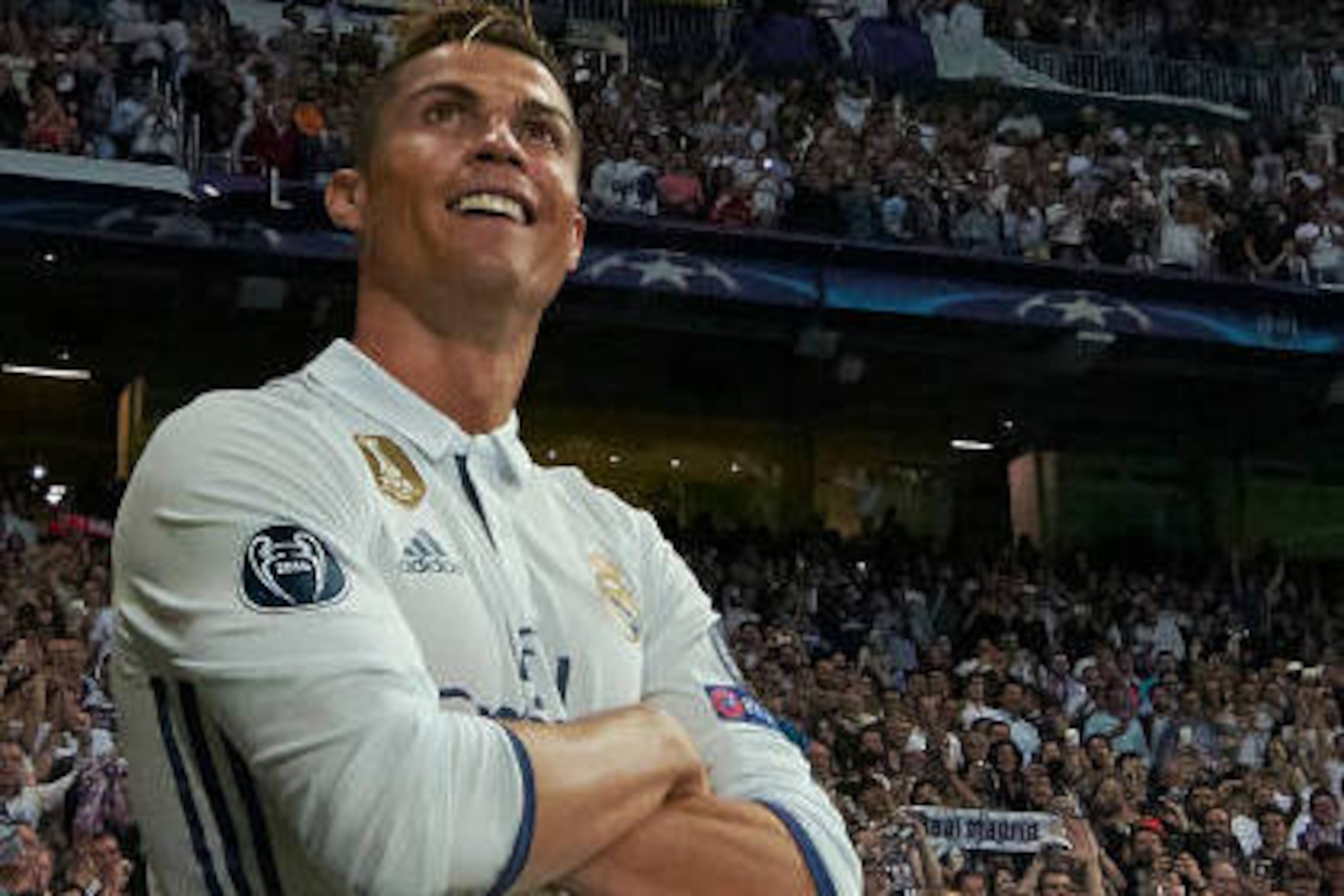 MADRID, SPAIN - MAY 02:  Cristiano Ronaldo of Real Madrid celebrates after scoring the second goal during the UEFA Champions League Semi Final first leg match between Real Madrid CF and Club Atletico de Madrid at Estadio Santiago Bernabeu on May 2, 2017 i