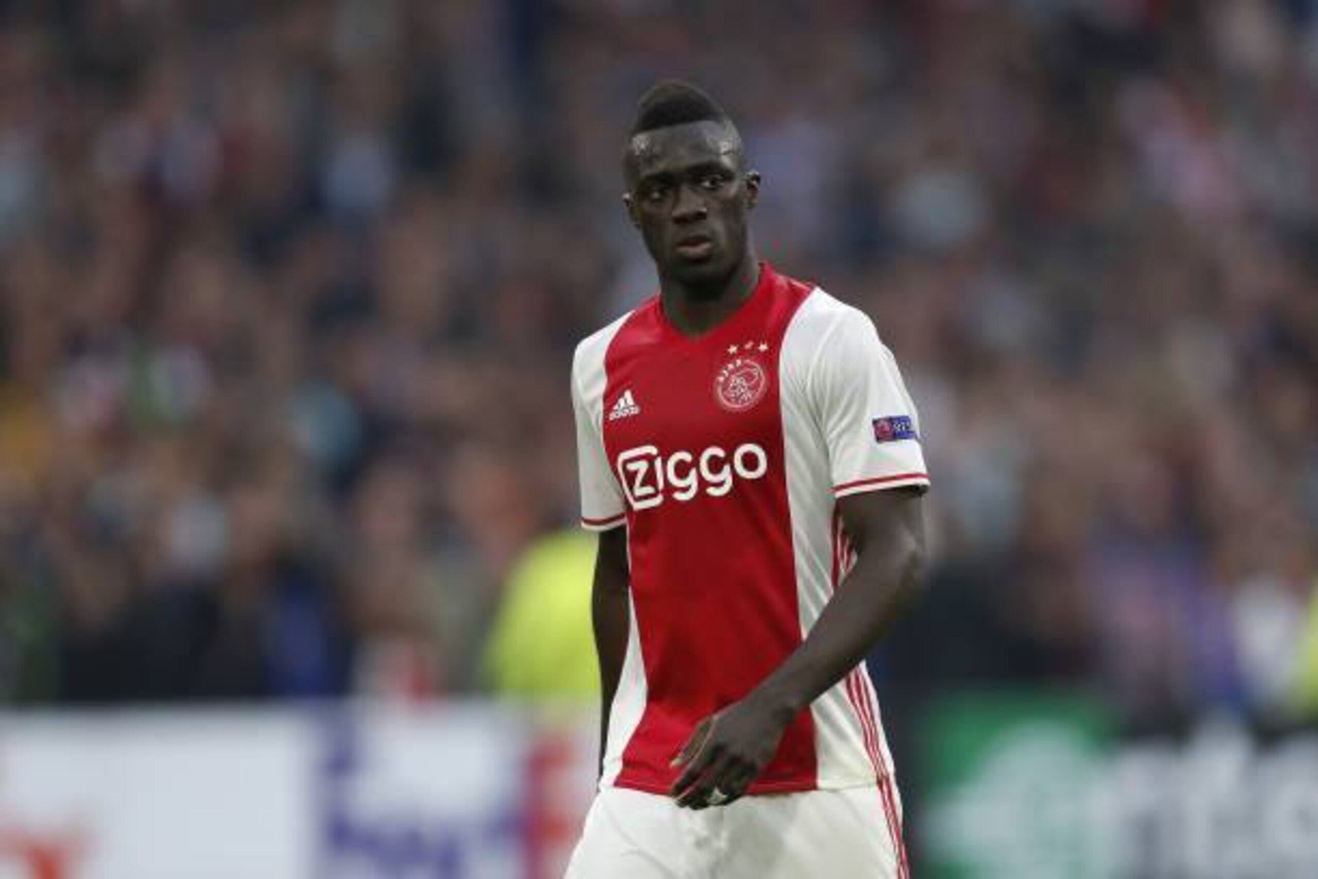 Davinson Sanchez of Ajaxduring the UEFA Europa League semi final match between Ajax Amsterdam and Olympique Lyonnais at the Amsterdam Arena on May 03, 2017 in Amsterdam, The Netherlands(Photo by VI Images via Getty Images)