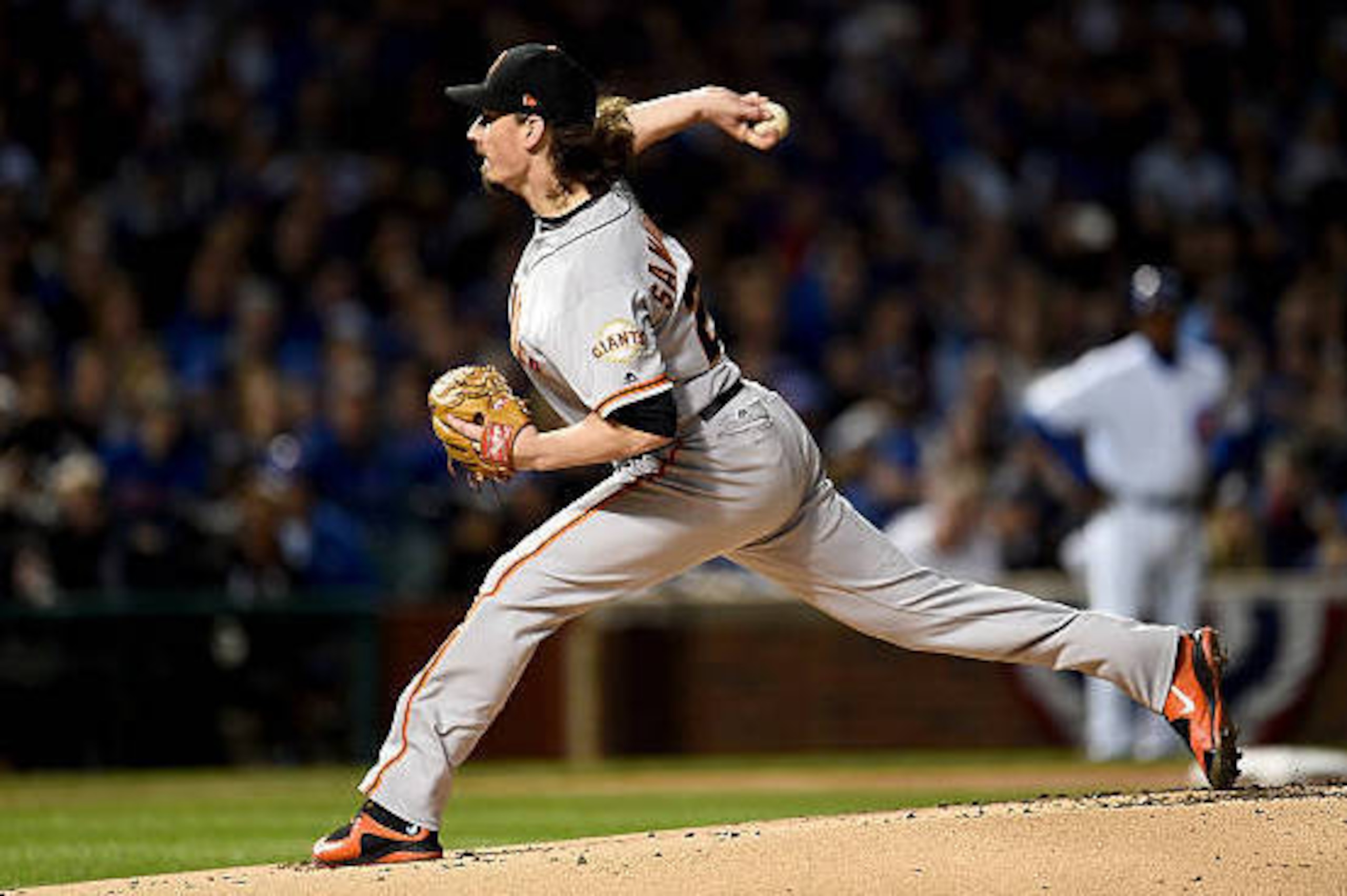 CHICAGO, ILLINOIS - OCTOBER 08:  Jeff Samardzija #29 of the San Francisco Giants pitches in the first inning against the Chicago Cubs at Wrigley Field on October 8, 2016 in Chicago, Illinois. (Photo by Stacy Revere/Getty Images)