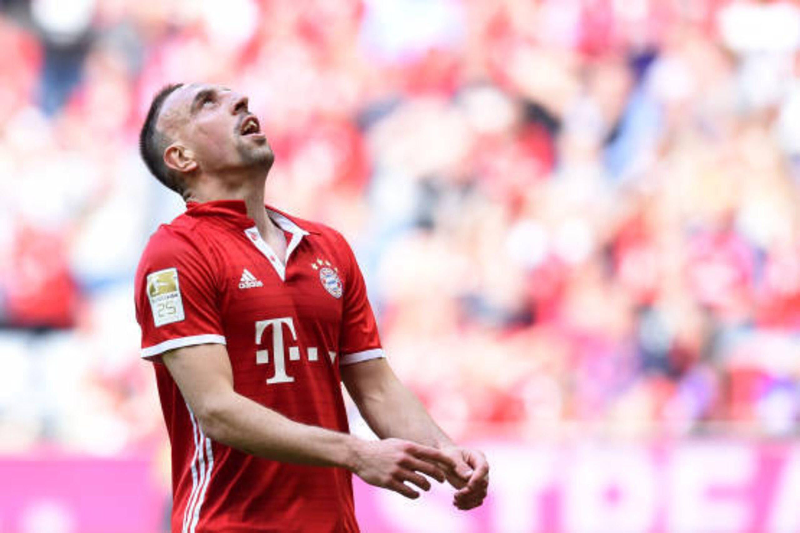 Bayern Munich's French midfielder Franck Ribery reacts during the German First division Bundesliga football match between FC Bayern Munich and SV Darmstadt 98 in Munich on May 6, 2017. / AFP PHOTO / Christof STACHE / RESTRICTIONS: DURING MATCH TIME: DFL R