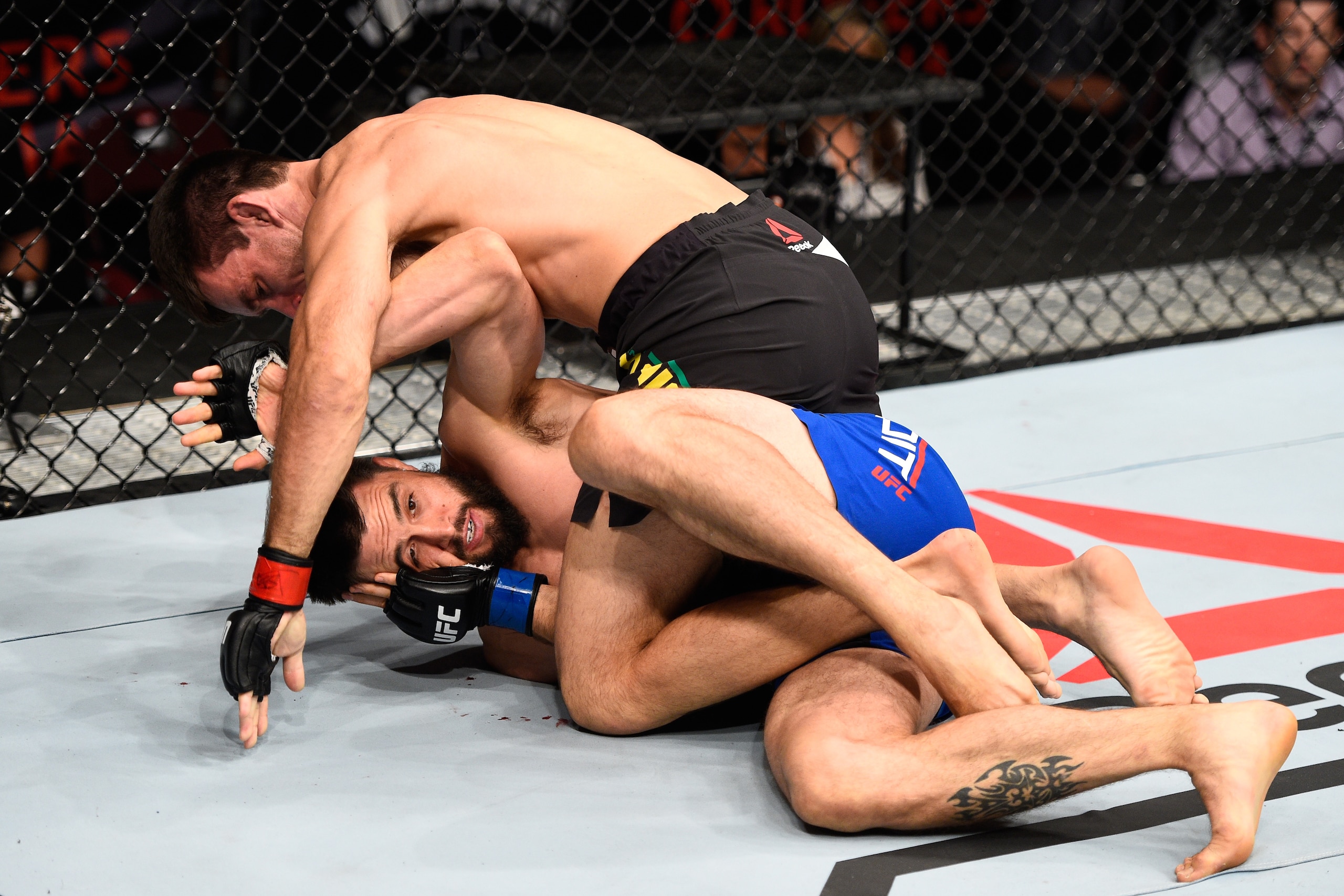 VANCOUVER, BC - AUGUST 27: Demian Maia of Brazil (top) controls the body of Carlos Condit of the United States in their welterweight bout during the UFC Fight Night event at Rogers Arena on August 27, 2016 in Vancouver, British Columbia, Canada. (Photo by