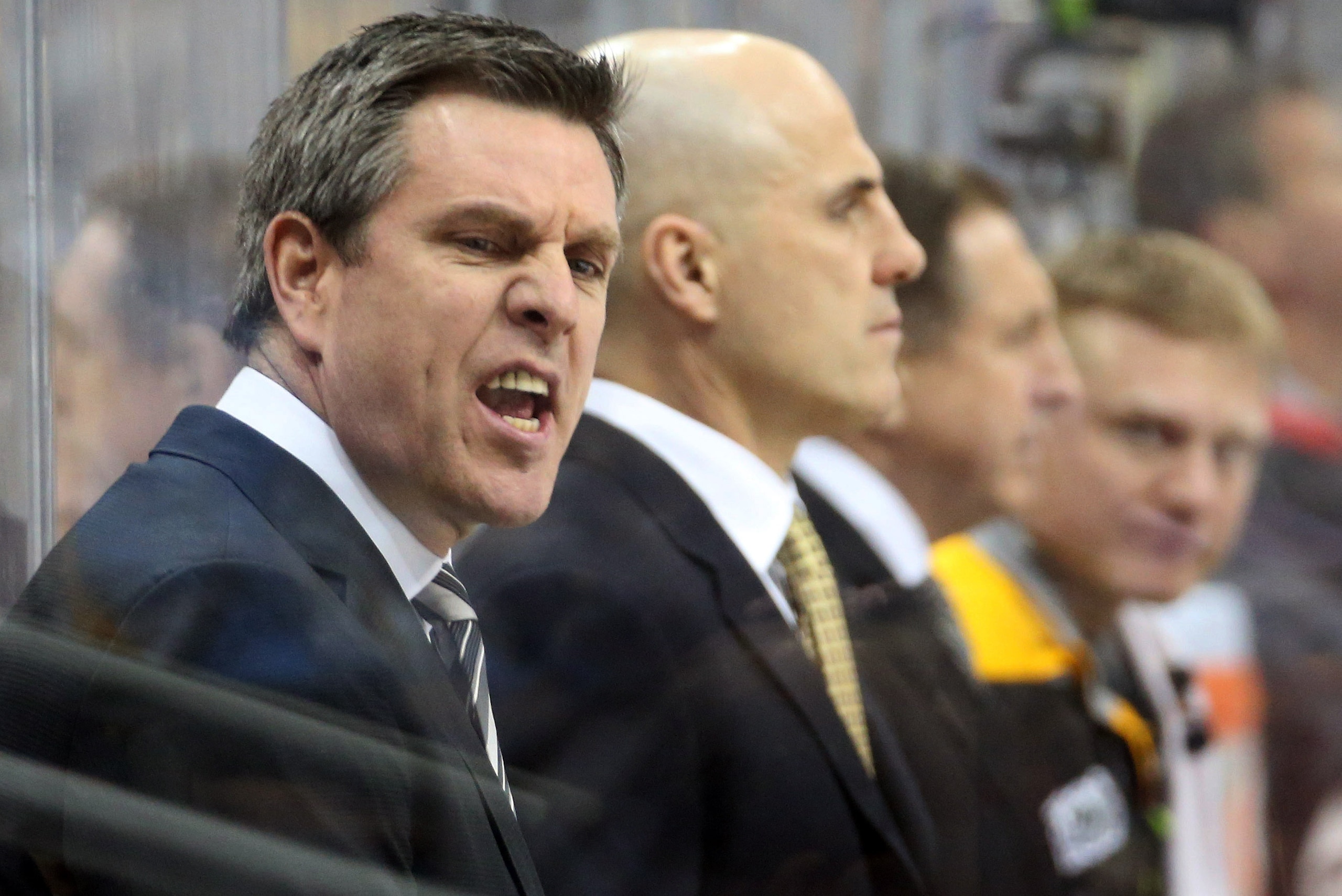 Mar 29, 2017; Pittsburgh, PA, USA; Pittsburgh Penguins head coach Mike Sullivan (L) reacts on the bench against the Chicago Blackhawks during the second period at the PPG PAINTS Arena. Mandatory Credit: Charles LeClaire-USA TODAY Sports Mar 29, 2017; Pittsburgh, PA, USA; Pittsburgh Penguins head coach Mike Sullivan (L) reacts on the bench against the Chicago Blackhawks during the second period at the PPG PAINTS Arena. Mandatory Credit: Charles LeClaire-USA TODAY Sports