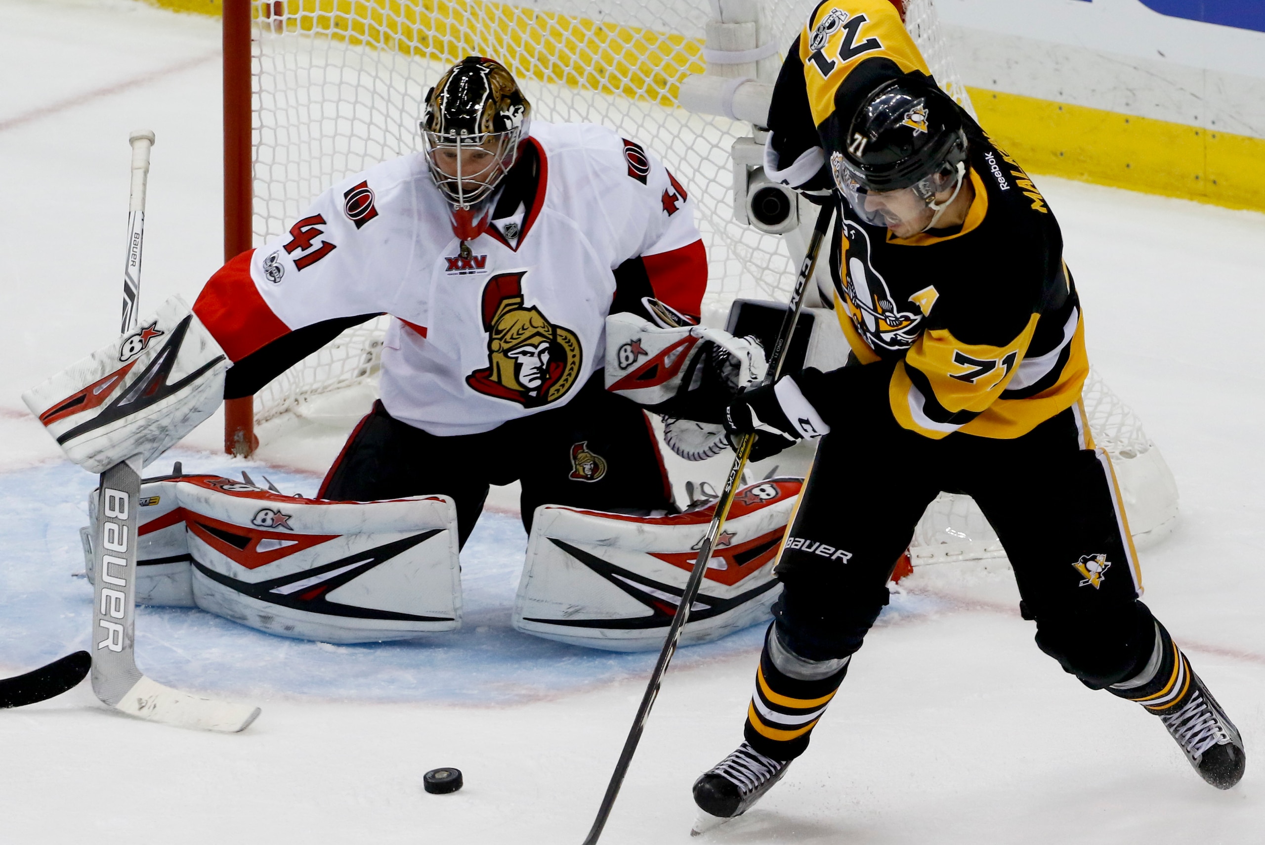 Evgeni Malkin scored Pittsburgh's lone goal on this deflection in Game 1. Evgeni Malkin scored Pittsburgh's lone goal on this deflection in Game 1.